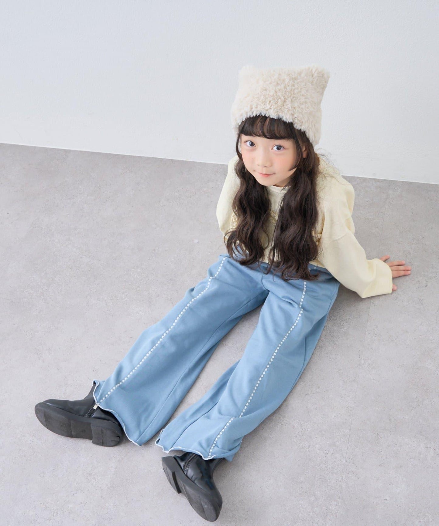 【KIDS】拼色蛤殼縫線微喇叭褲