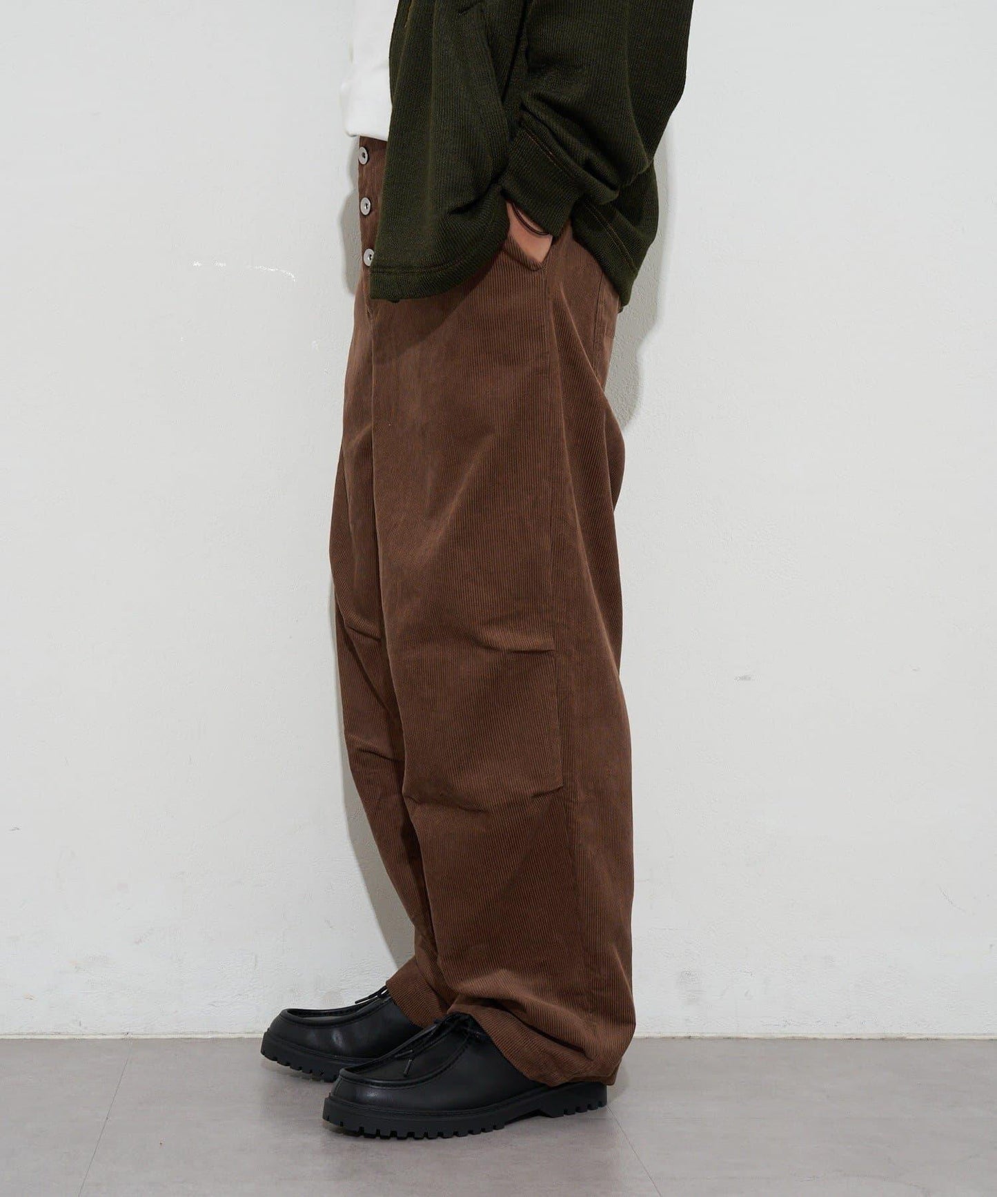 寬鬆燈芯絨闊腿褲