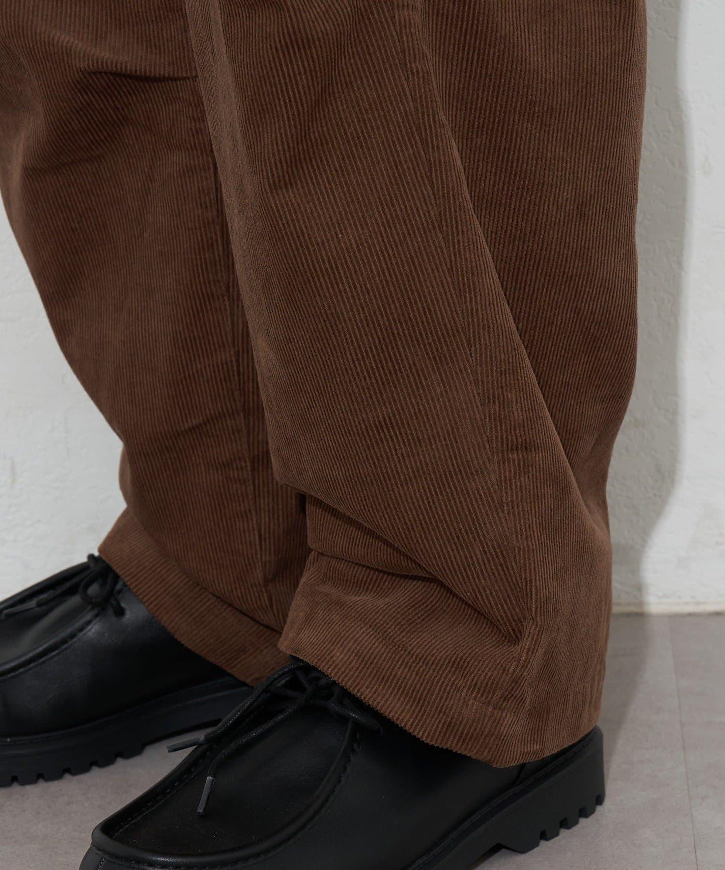 寬鬆燈芯絨闊腿褲