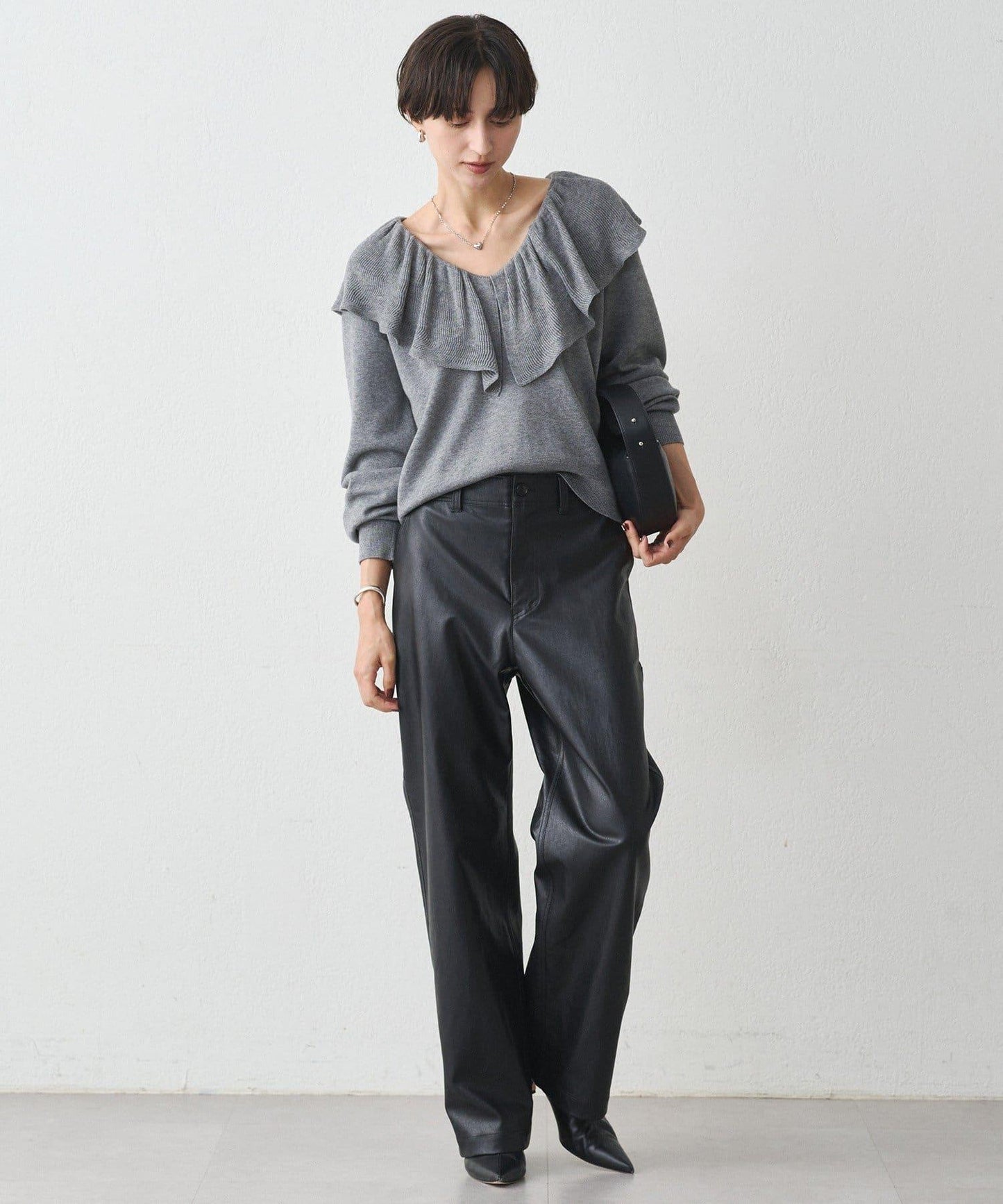 荷葉邊領針織衫