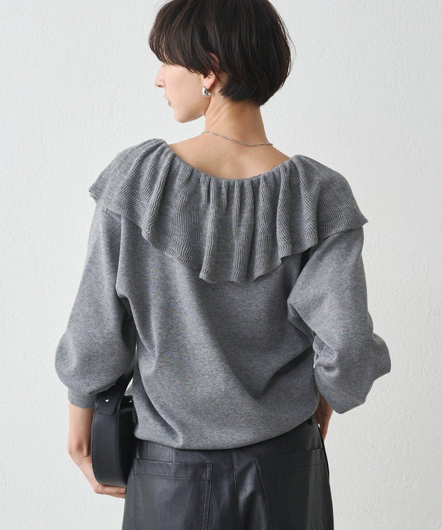 荷葉邊領針織衫