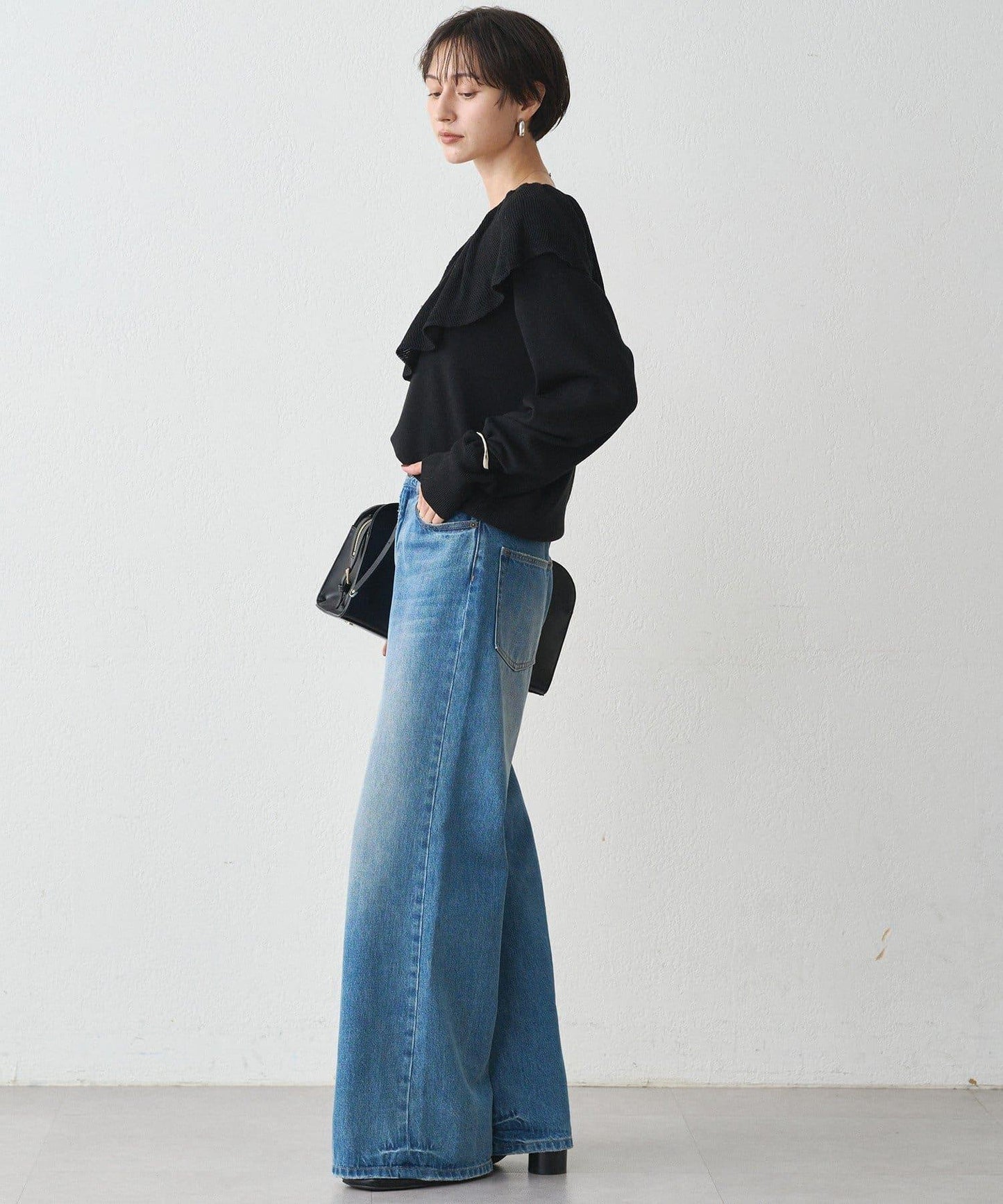 荷葉邊領針織衫