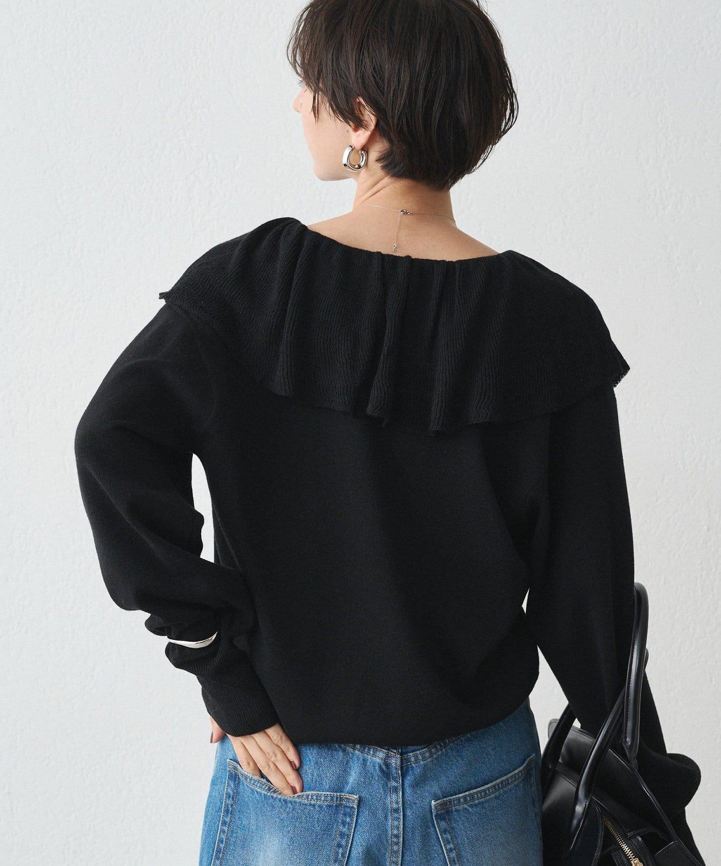 荷葉邊領針織衫