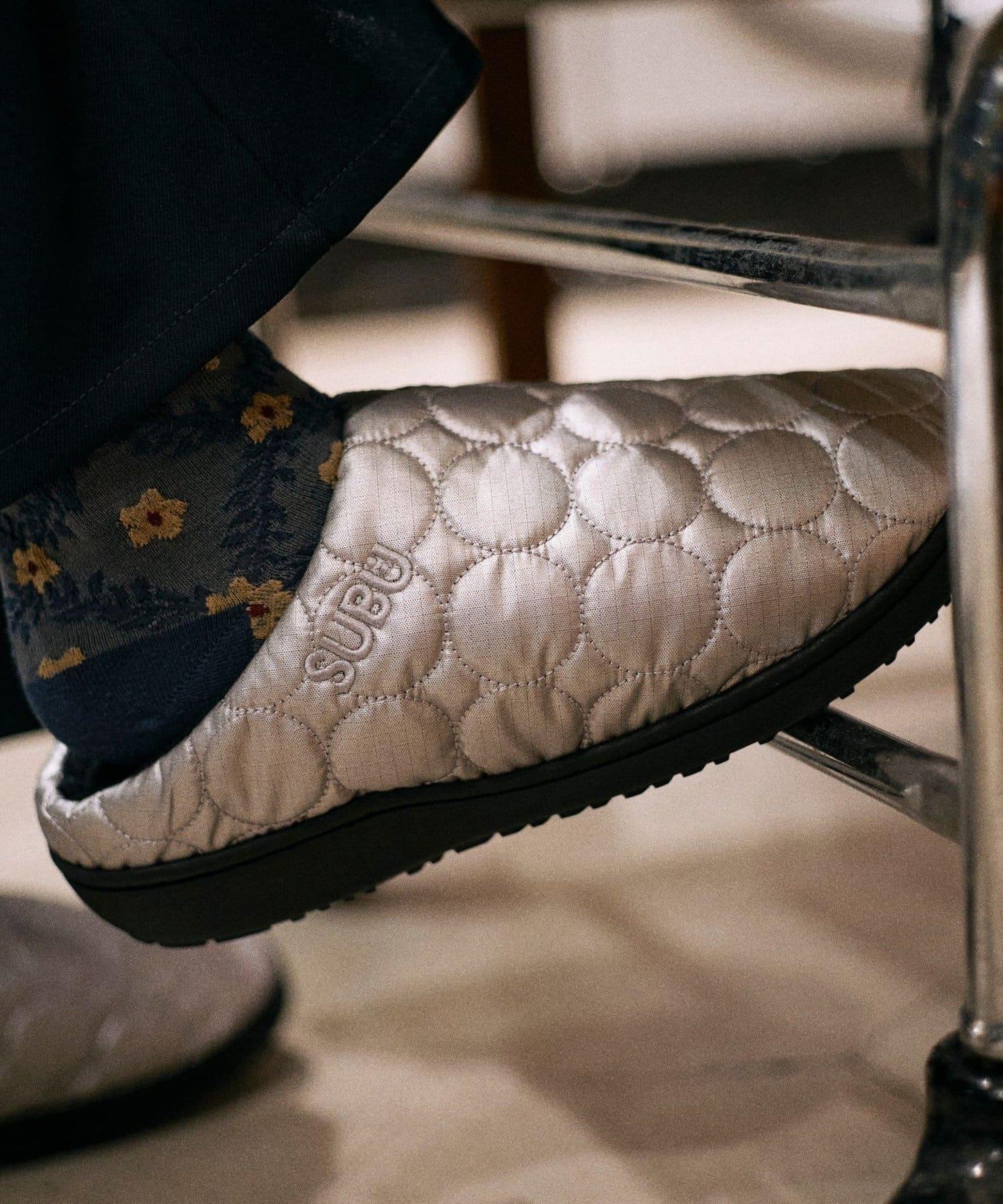 【SUBU】ORIGINALS Circle 冬季保暖拖鞋 男女通用