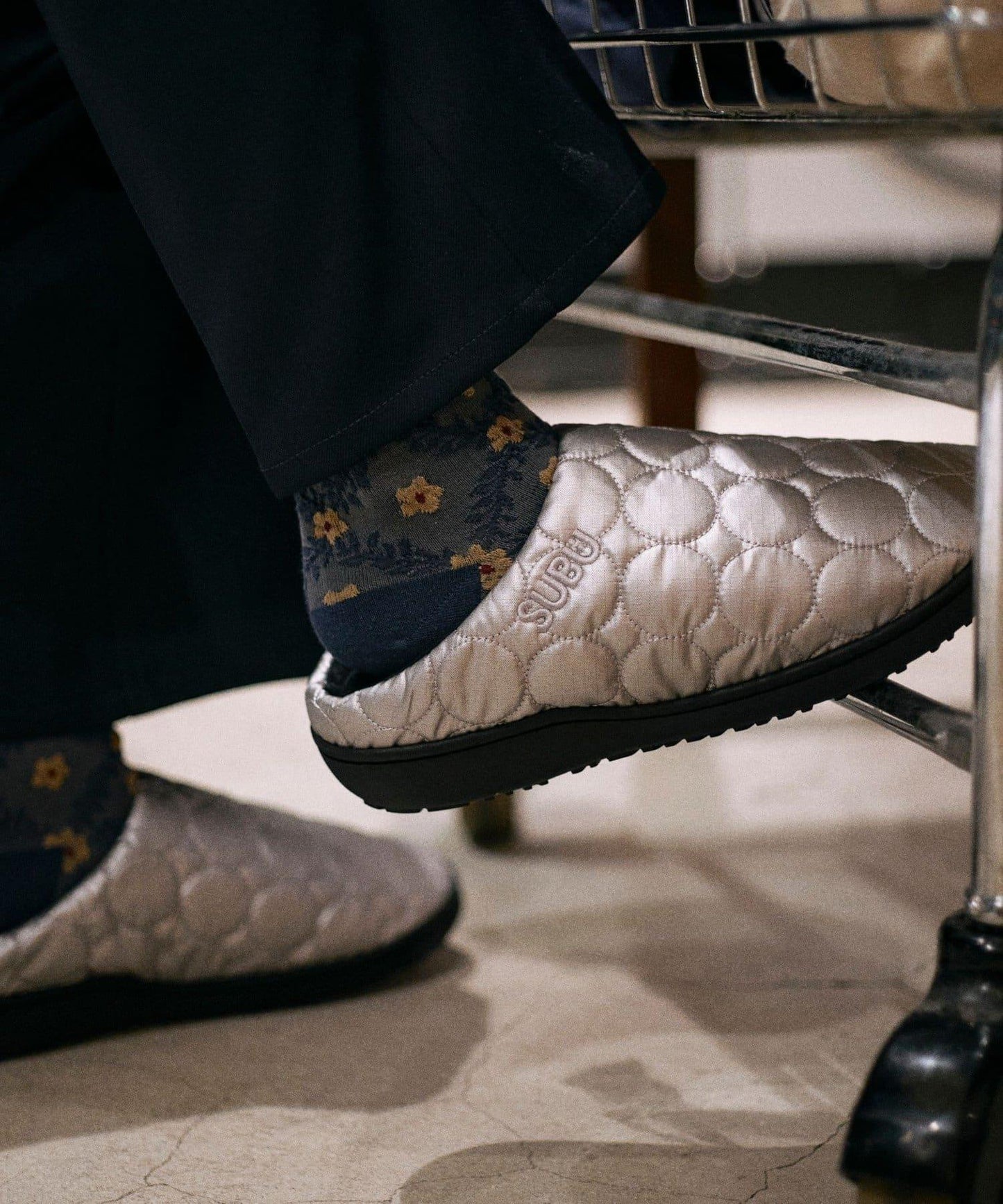 【SUBU】ORIGINALS Circle 冬季保暖拖鞋 男女通用