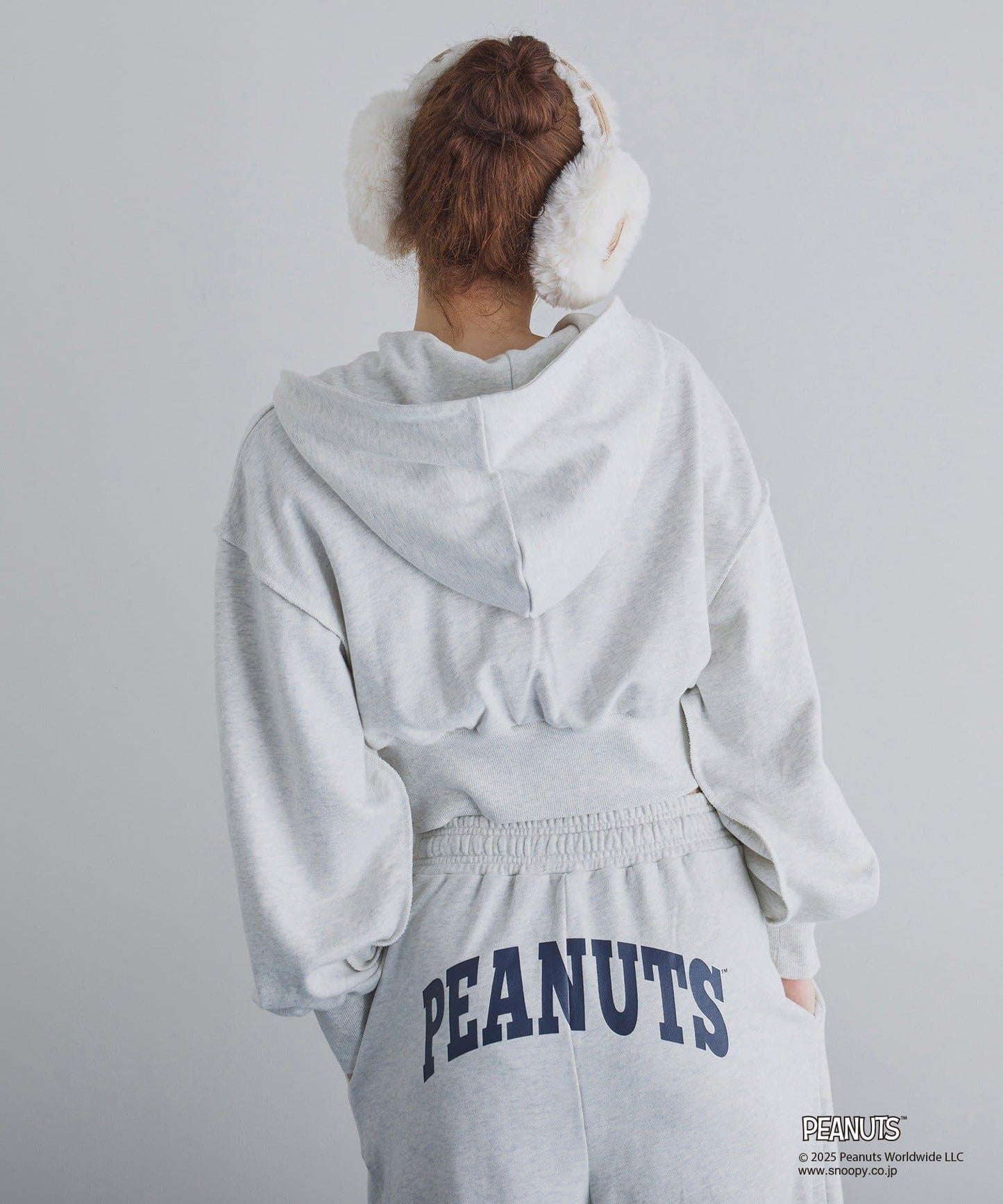 【《PEANUTS》聯名】史努比刺繡連帽衛衣