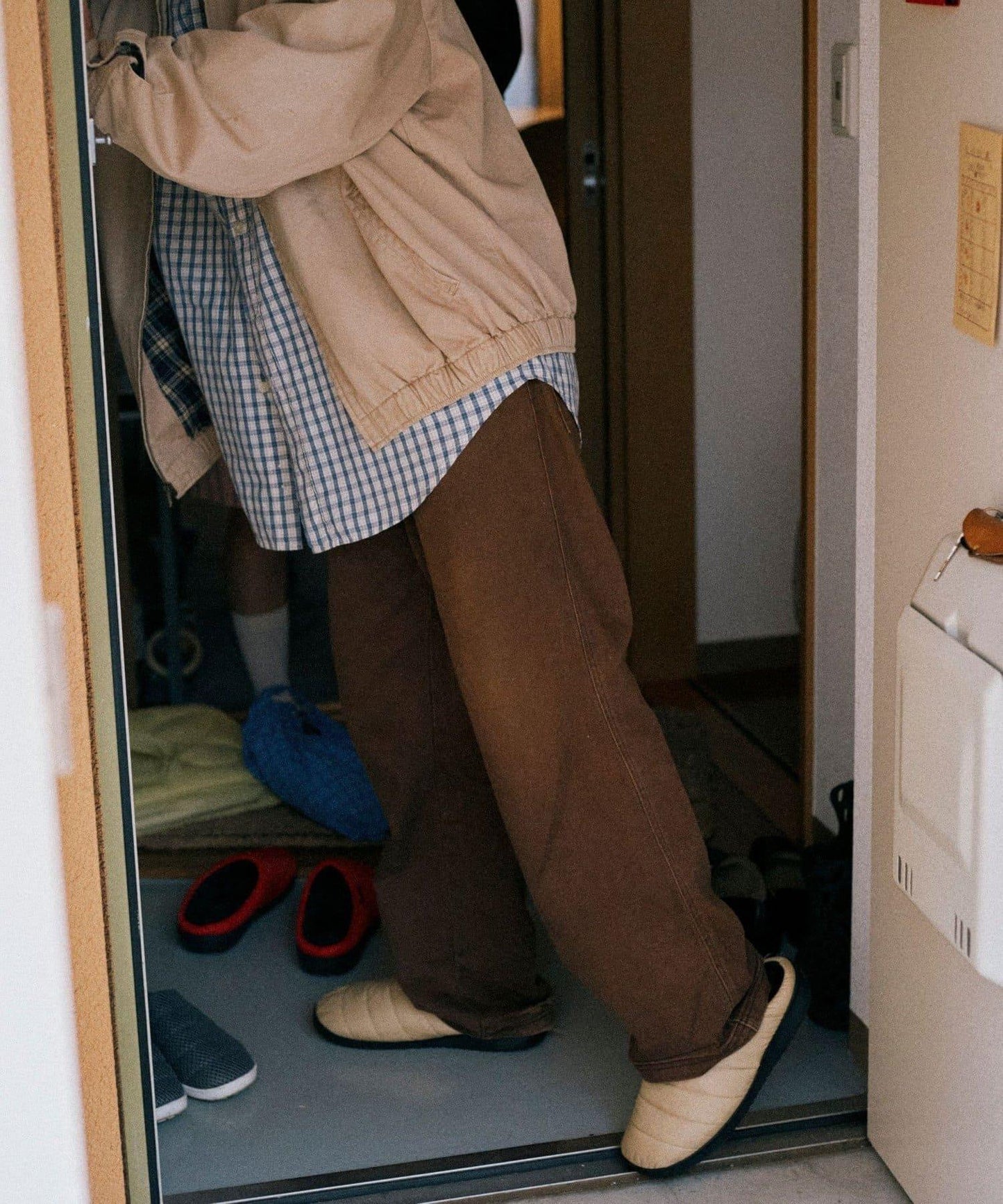 【SUBU】ORIGINALS F-line 冬季拖鞋 男女通用