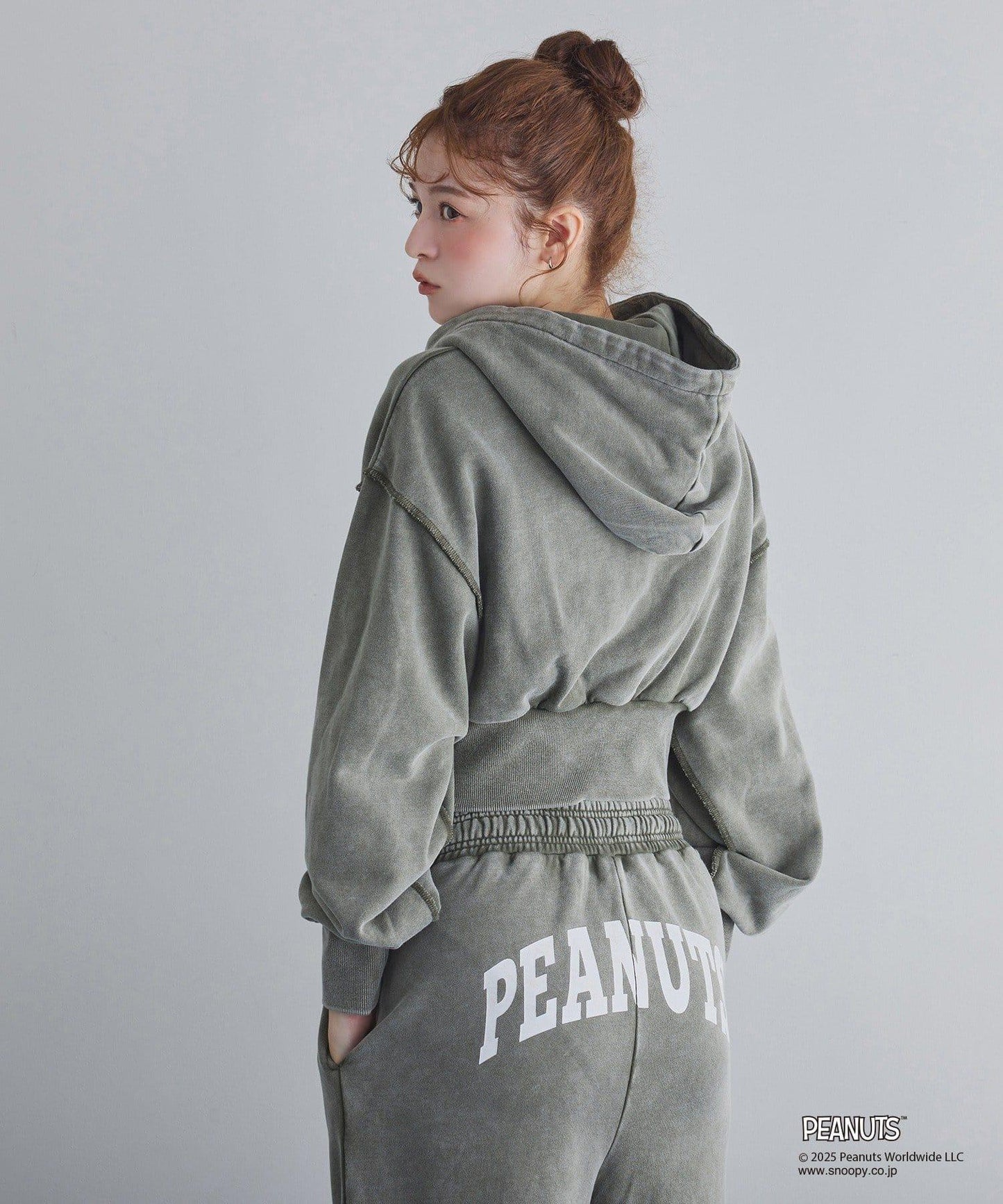 【《PEANUTS》聯名】史努比刺繡連帽衛衣