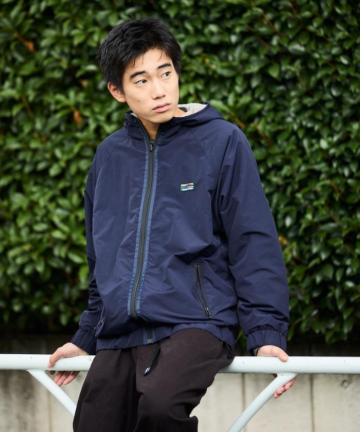 寬鬆版型尼龍羊羔絨可雙面穿連帽夾克