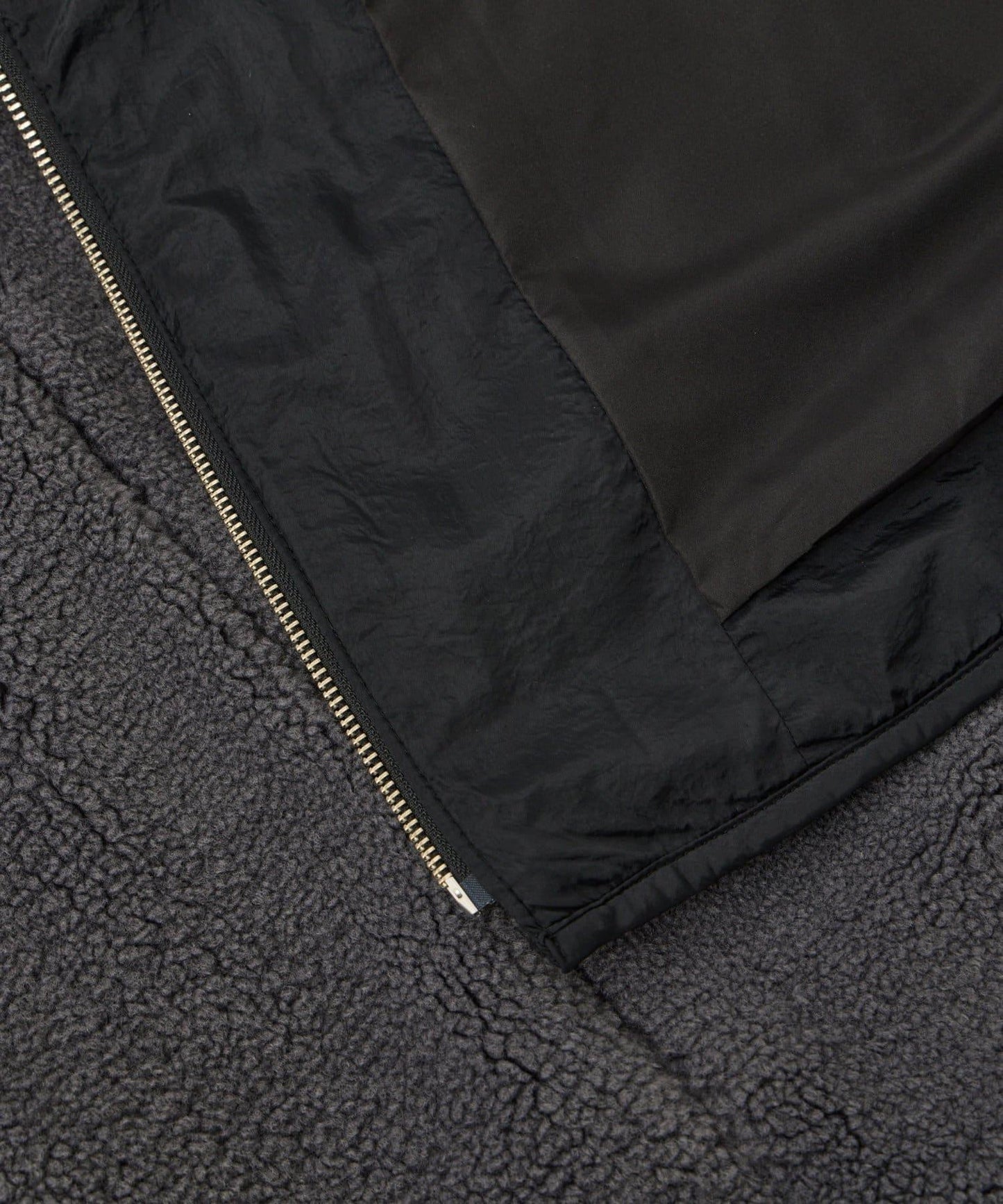 配色連帽羊羔絨大衣