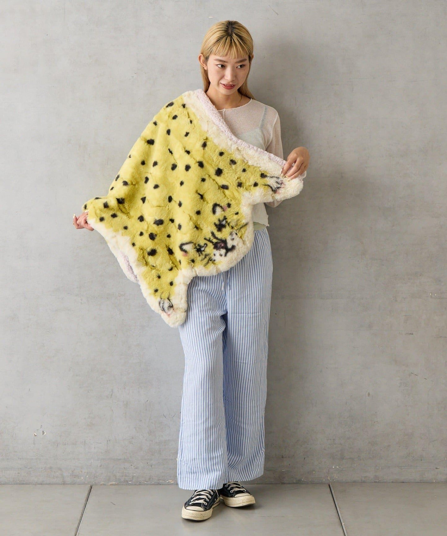 鼯鼠造型剪裁毛毯