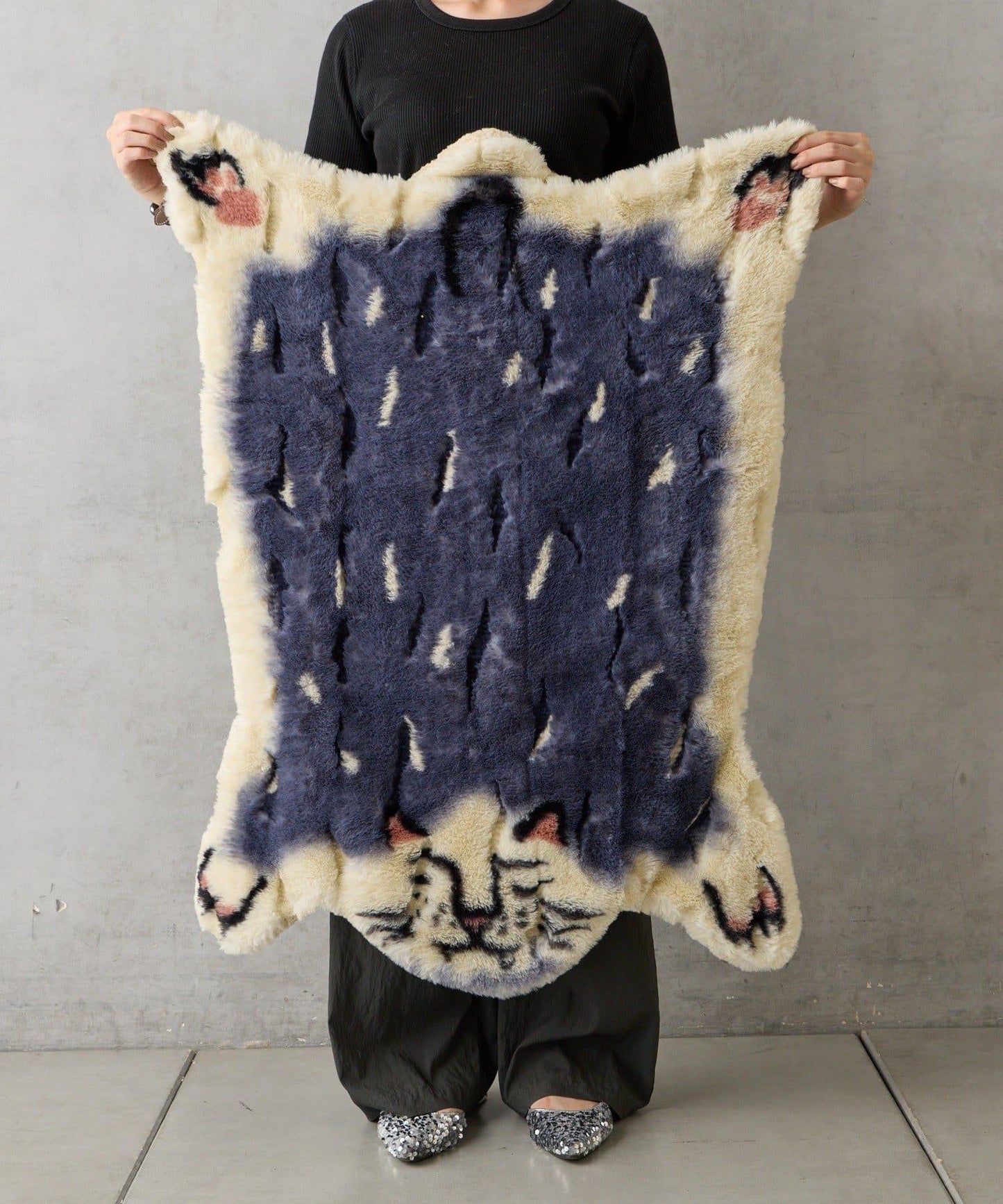 鼯鼠造型剪裁毛毯