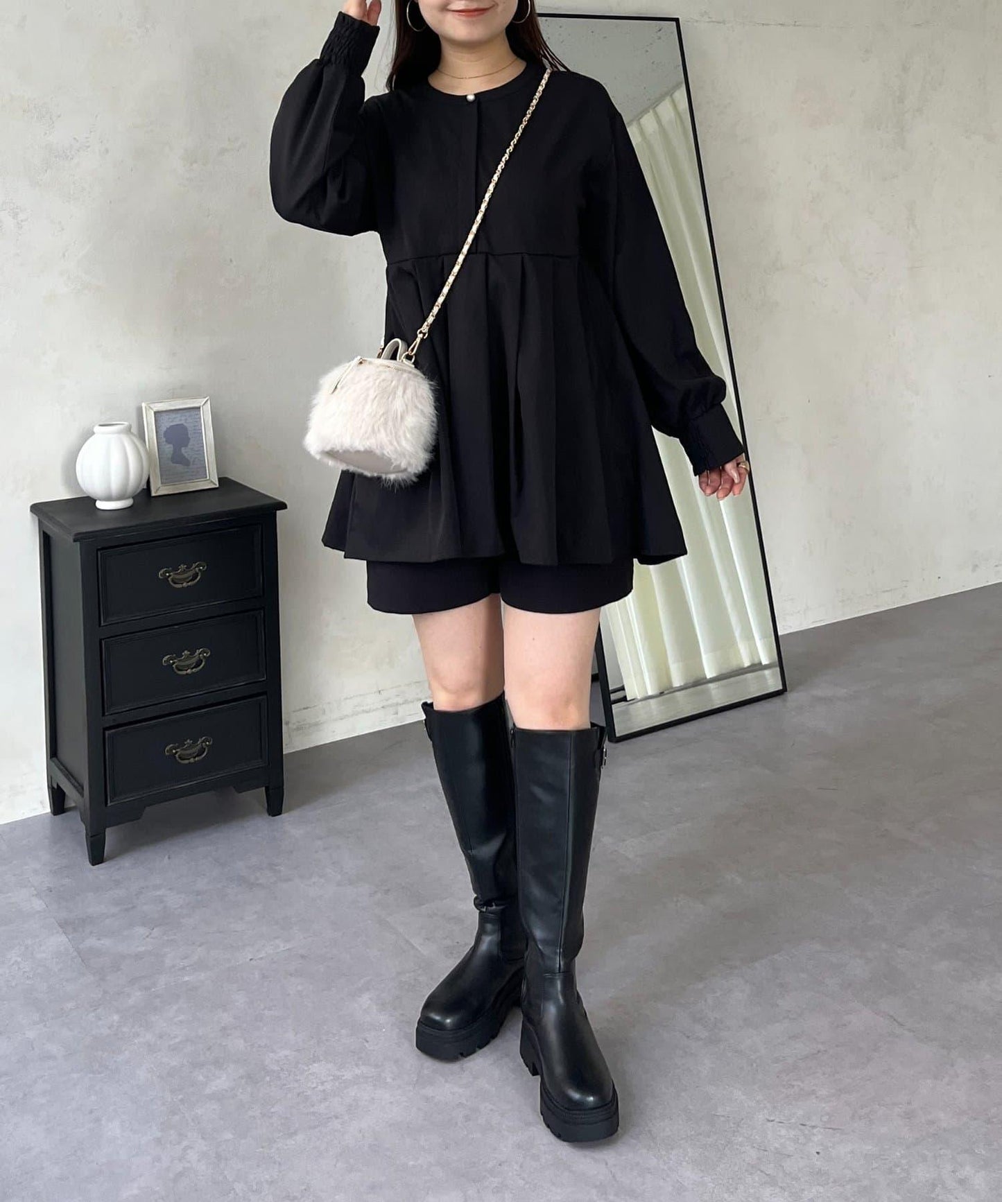 珍珠紐扣褶皺百褶荷葉邊上衣