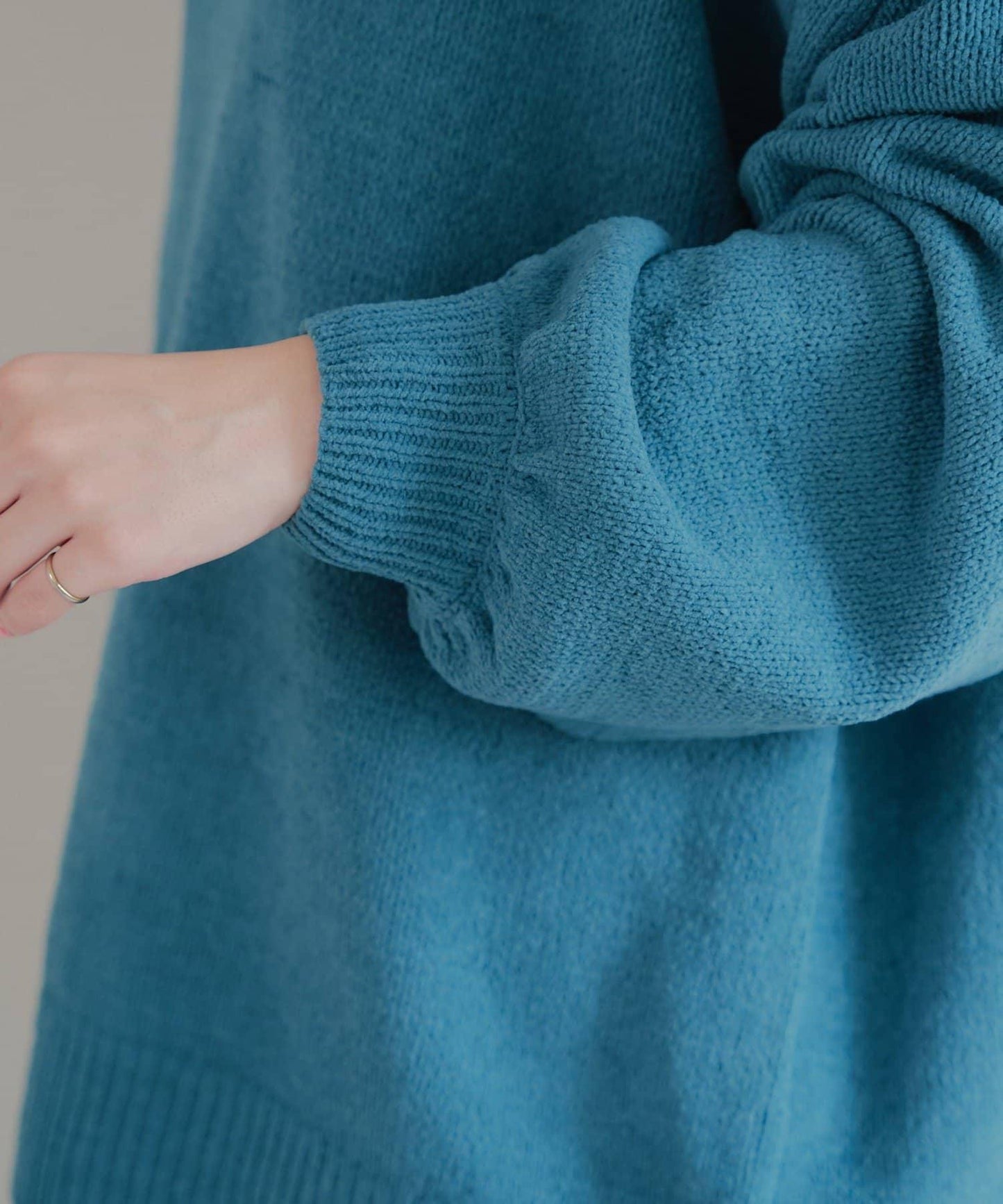 背面標誌毛絨套頭衫