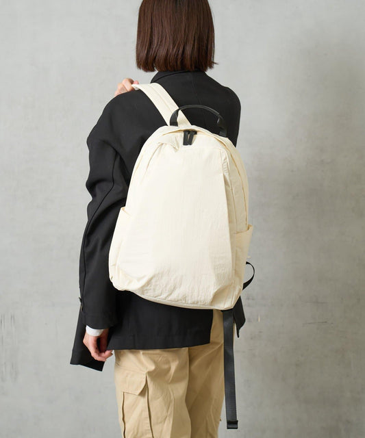 防潑水尼龍多功能口袋雙肩包/13口袋