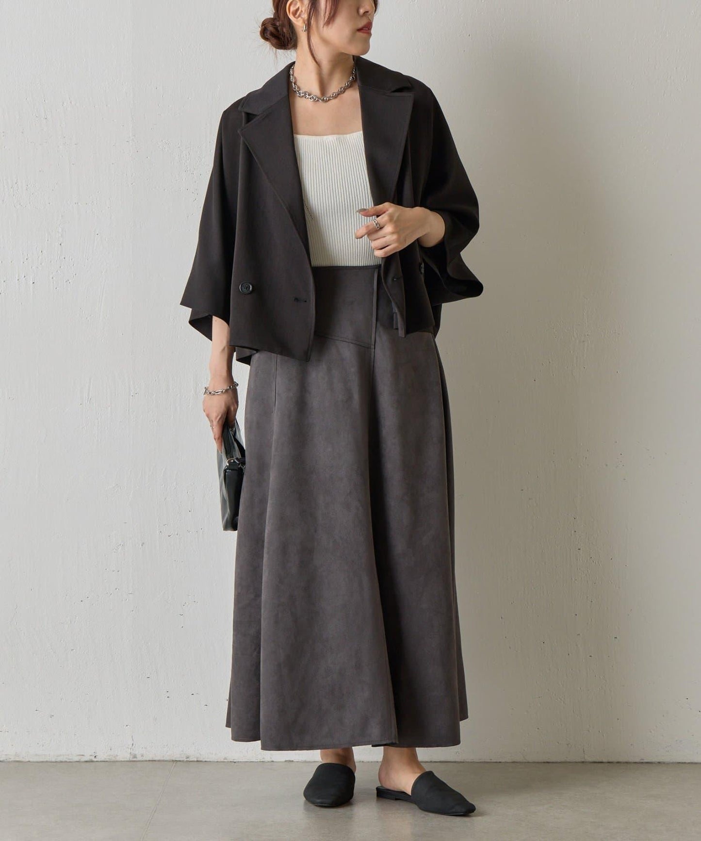 麂皮拼接喇叭裙