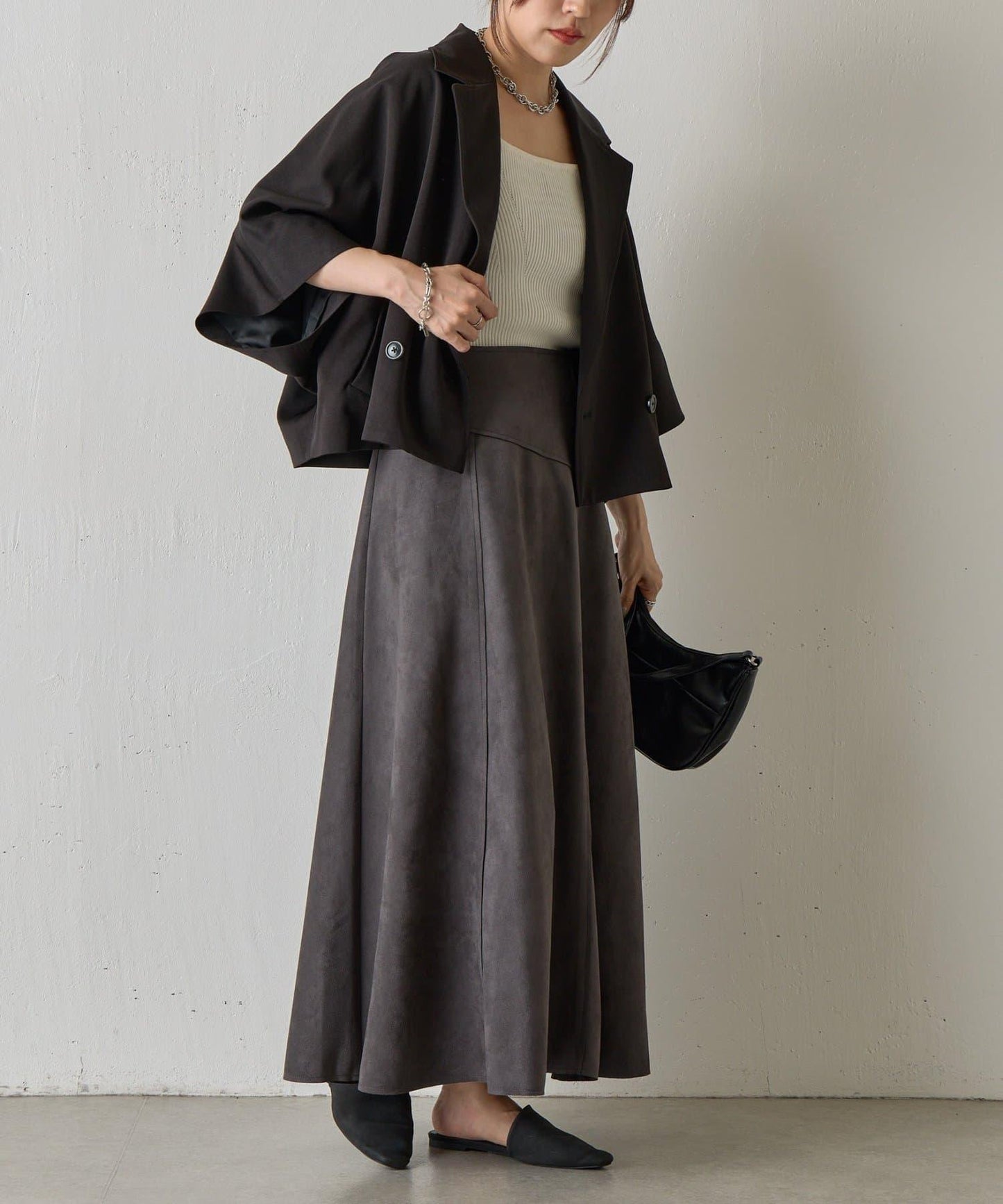 麂皮拼接喇叭裙