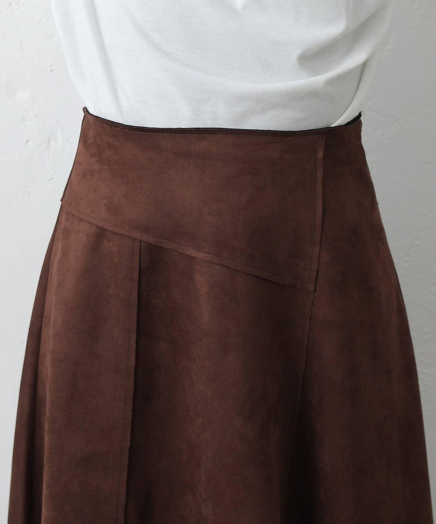 麂皮拼接喇叭裙