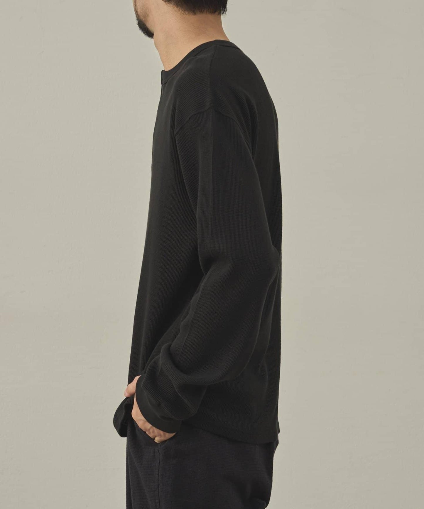 【paradigm】燃氣烤華夫格亨利領長袖T恤