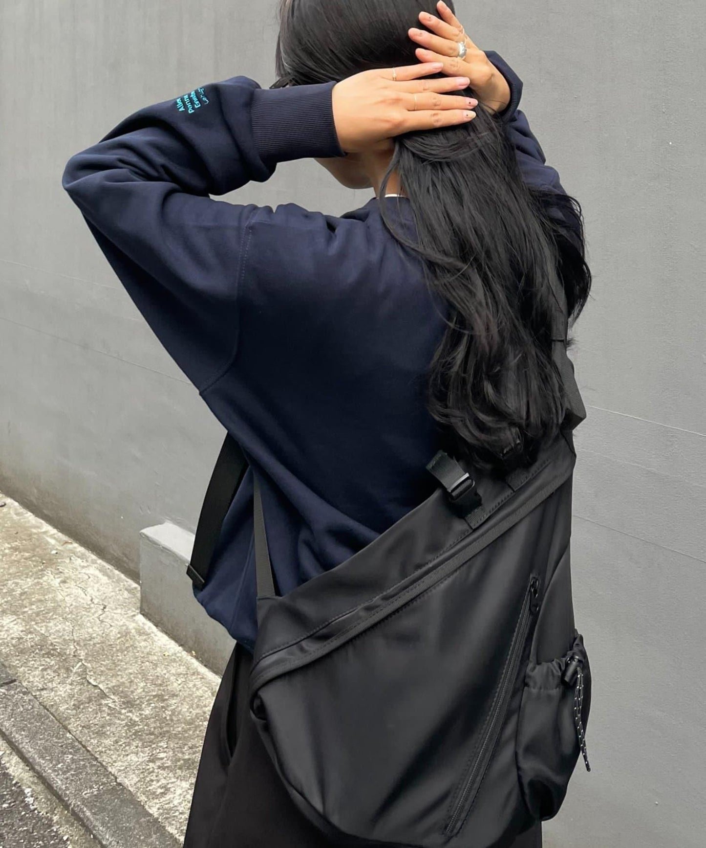 【LEI企畫/】衛衣袖部刺繡套頭衫