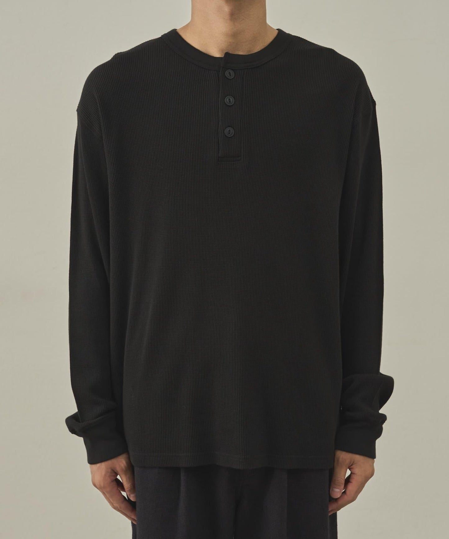 【paradigm】燃氣烤華夫格亨利領長袖T恤