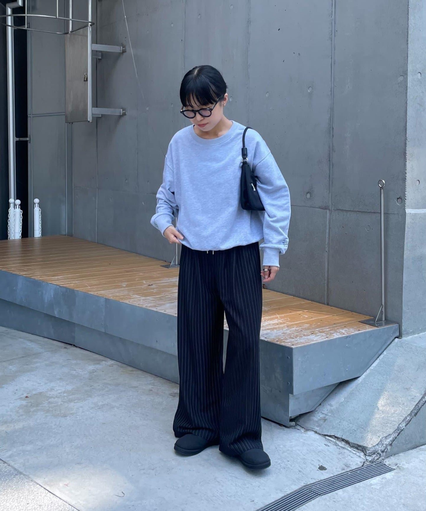 【LEI企畫/】衛衣袖部刺繡套頭衫