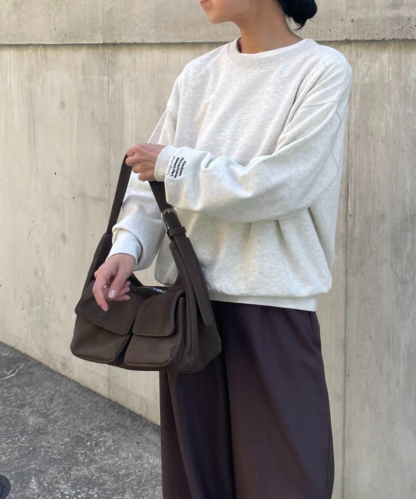 【LEI企畫/】衛衣袖部刺繡套頭衫