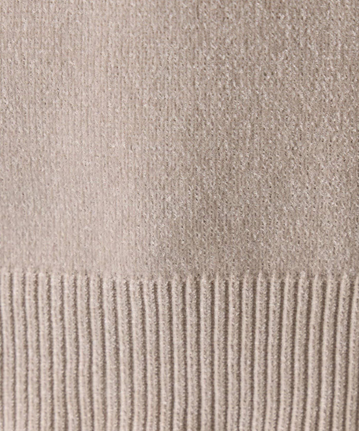 天鵝絨紗線開領翻領針織衫