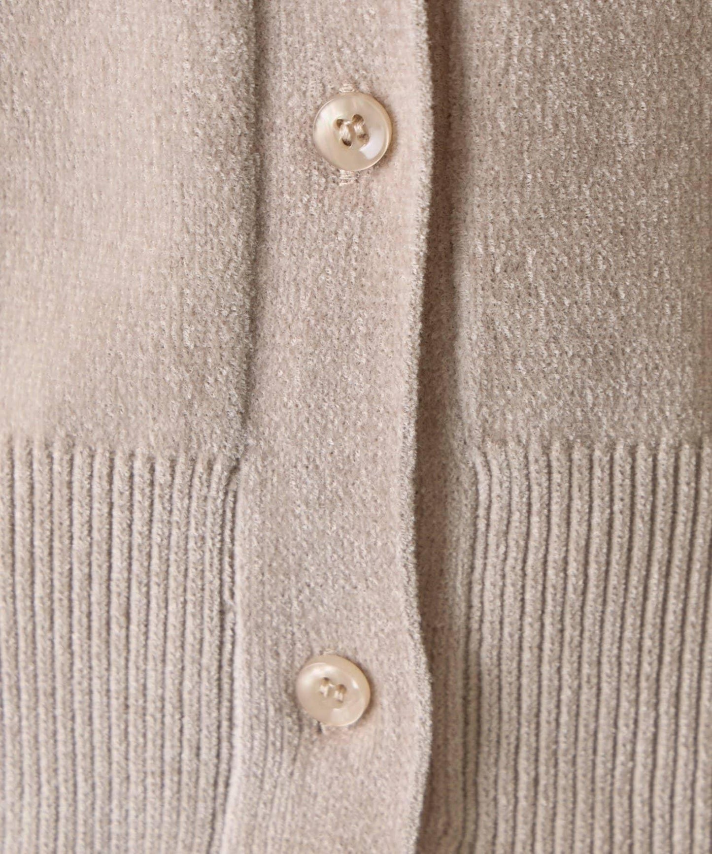 天鵝絨紗線圓領開衫