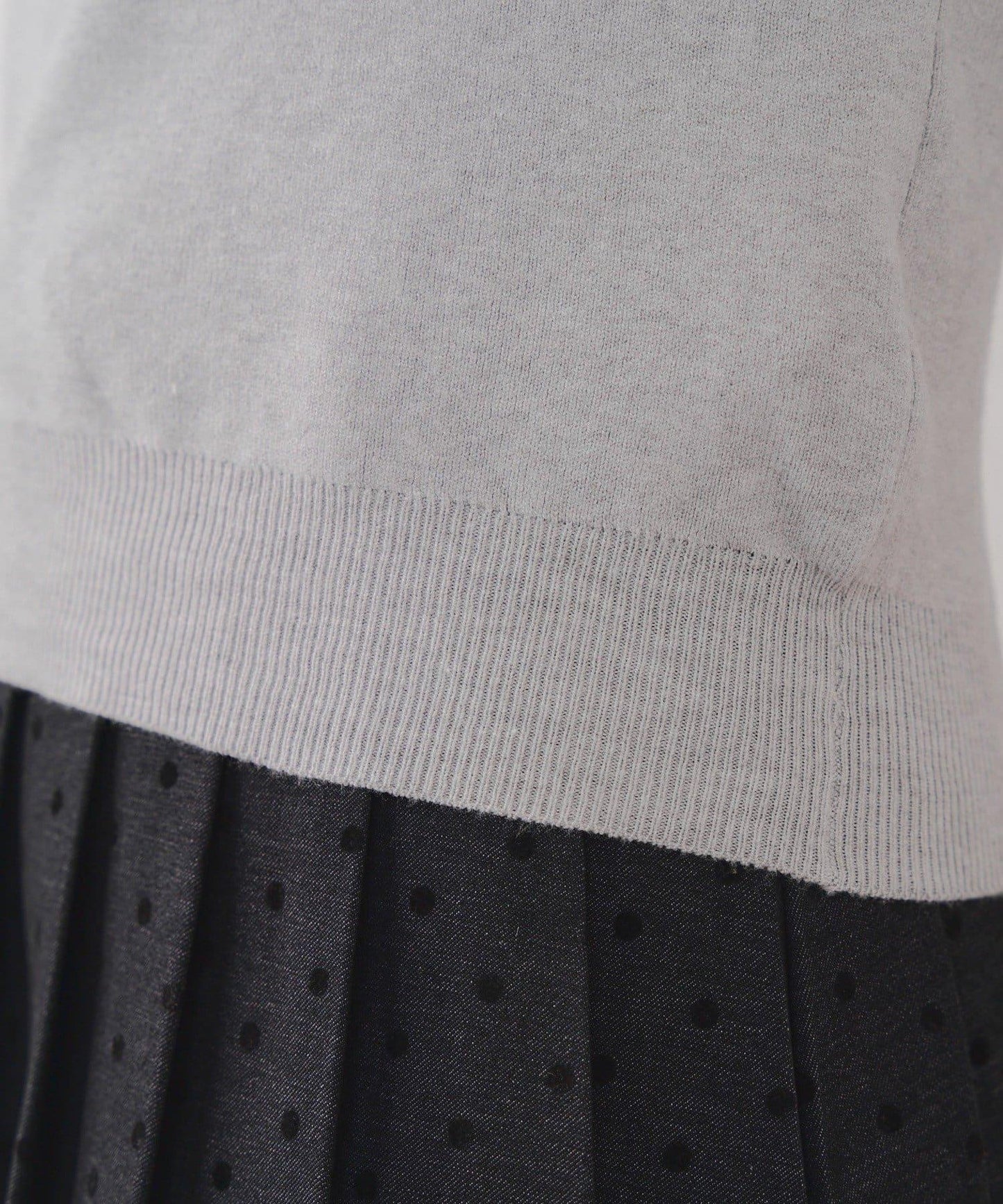 拼色羽毛針織衫