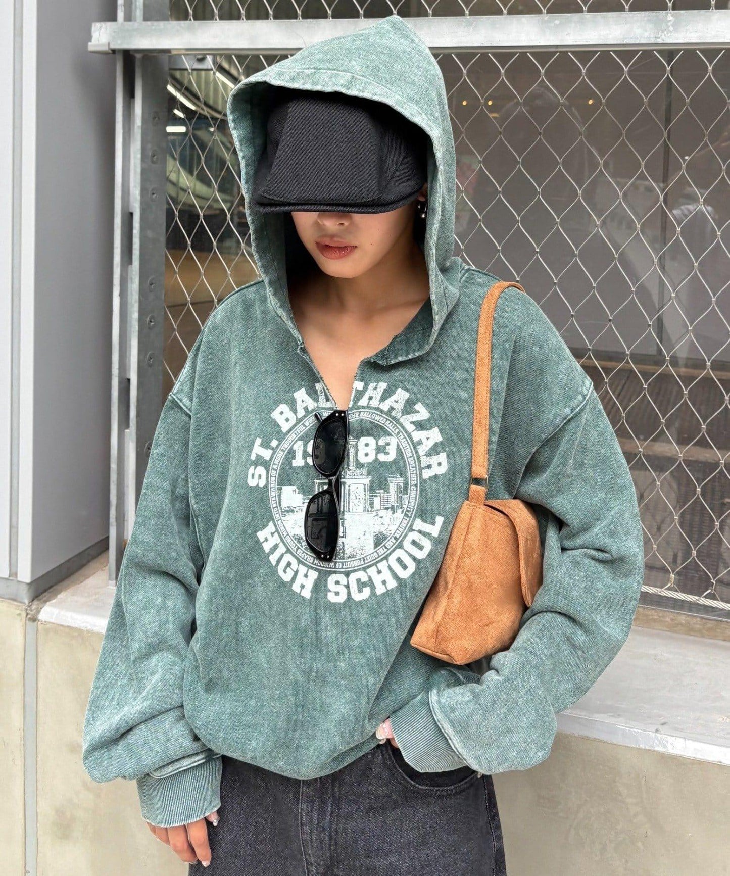 重磅工藝開領連帽衛衣