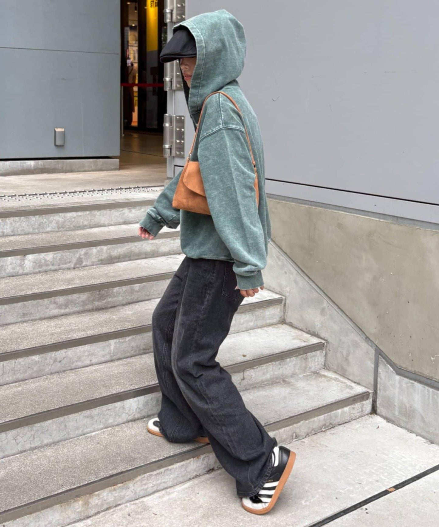 重磅工藝開領連帽衛衣