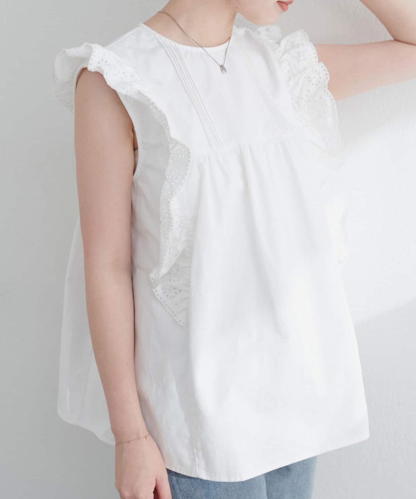 【natural couture】牛仔刺繡荷葉邊襯衫