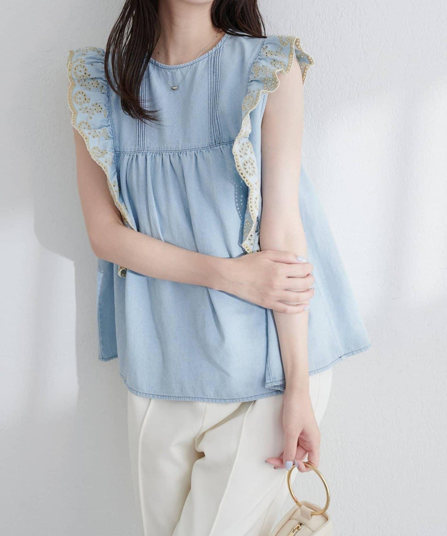 【natural couture】牛仔刺繡荷葉邊襯衫