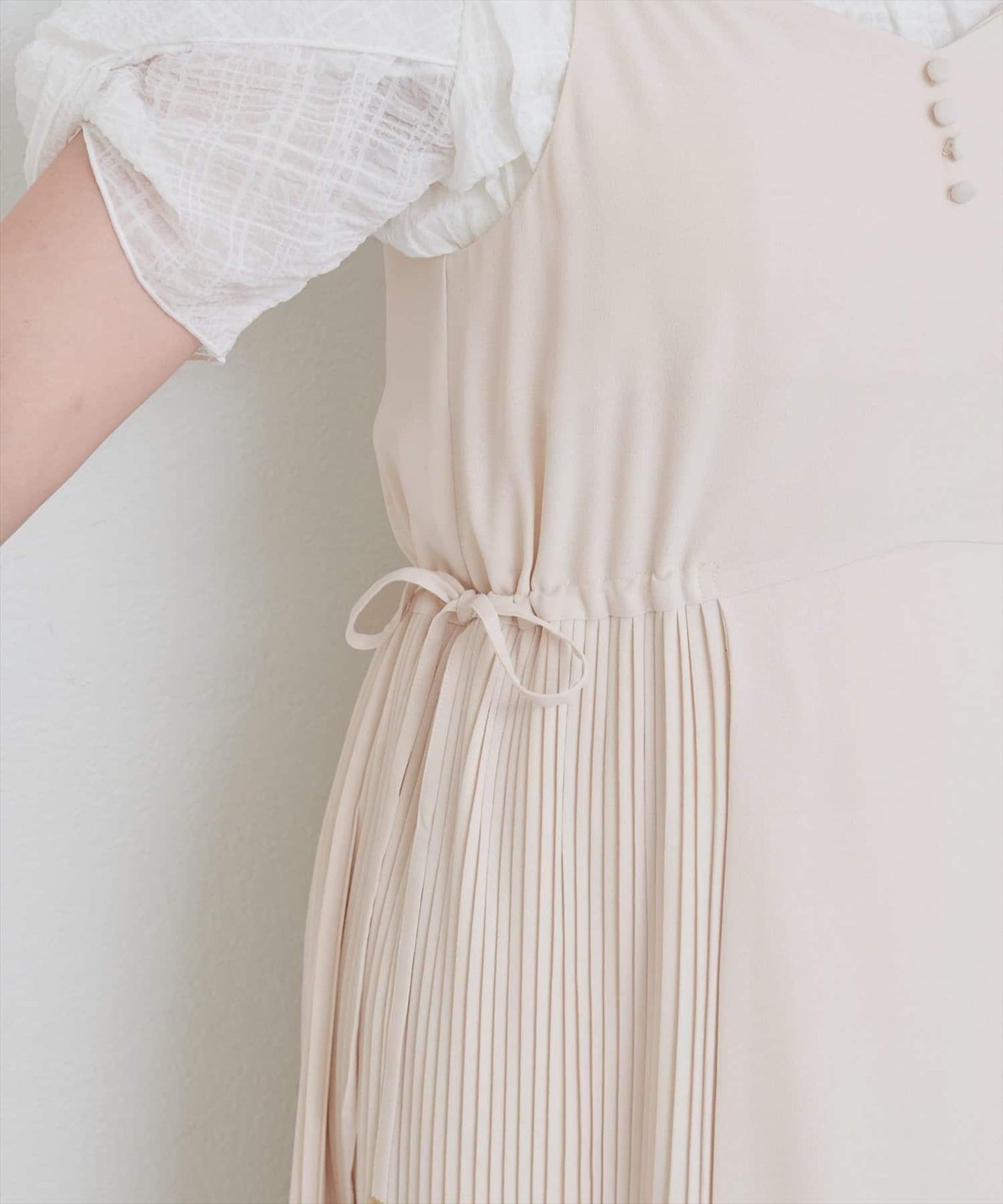 【 natural couture】兩側百褶吊帶連衣裙