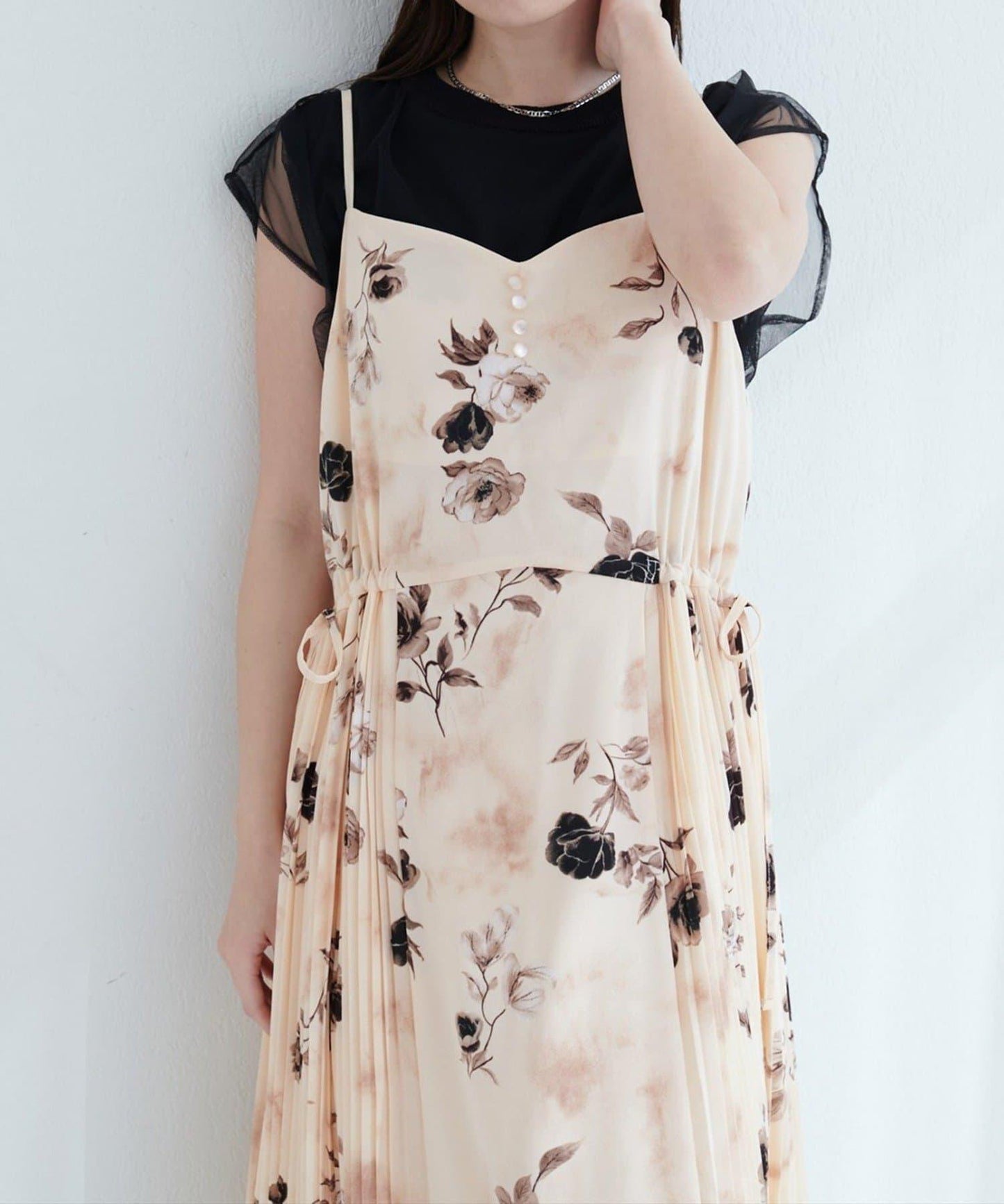 【 natural couture】兩側百褶吊帶連衣裙
