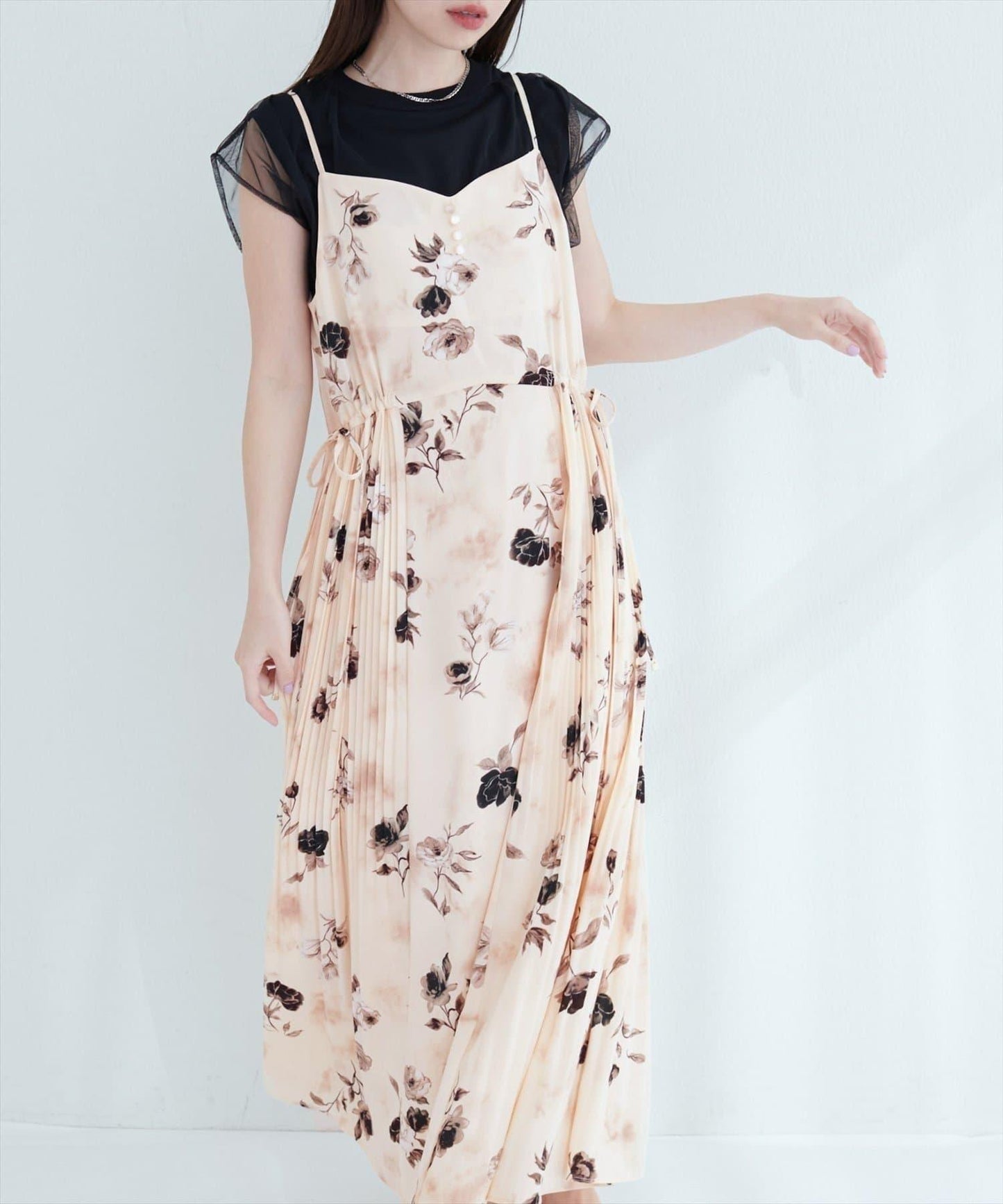 【 natural couture】兩側百褶吊帶連衣裙