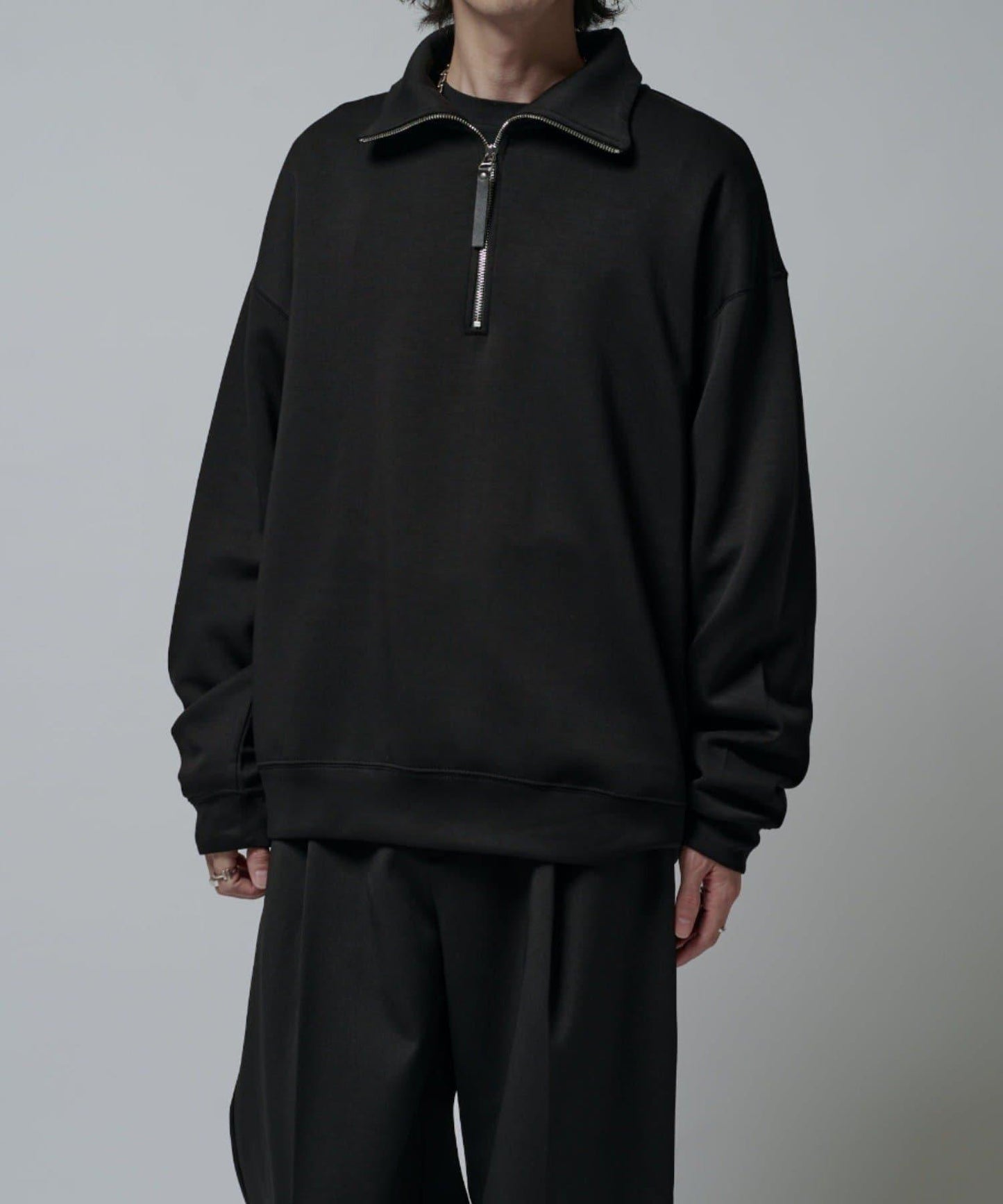 絲滑面料半拉鍊上衣