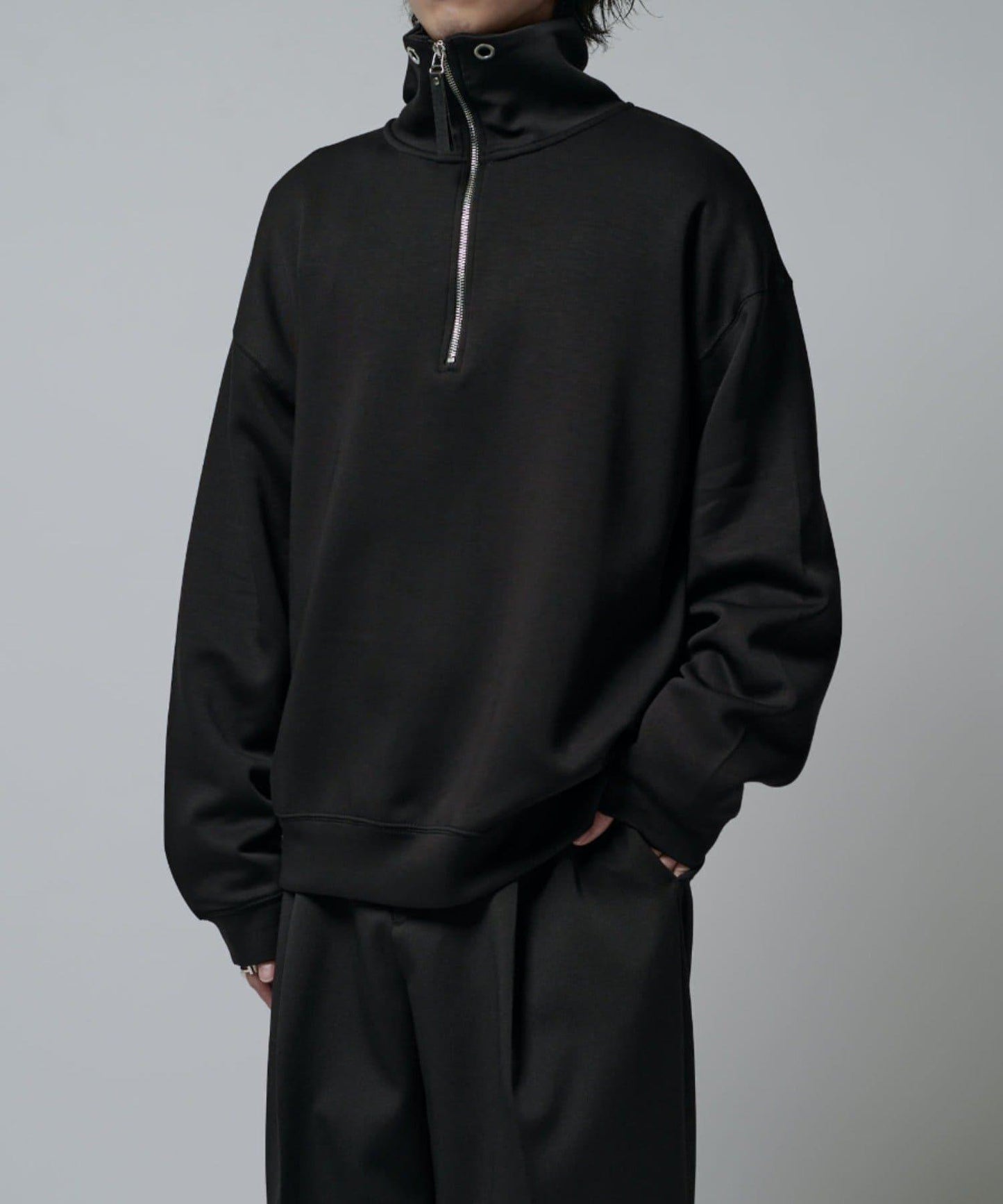 絲滑面料半拉鍊上衣