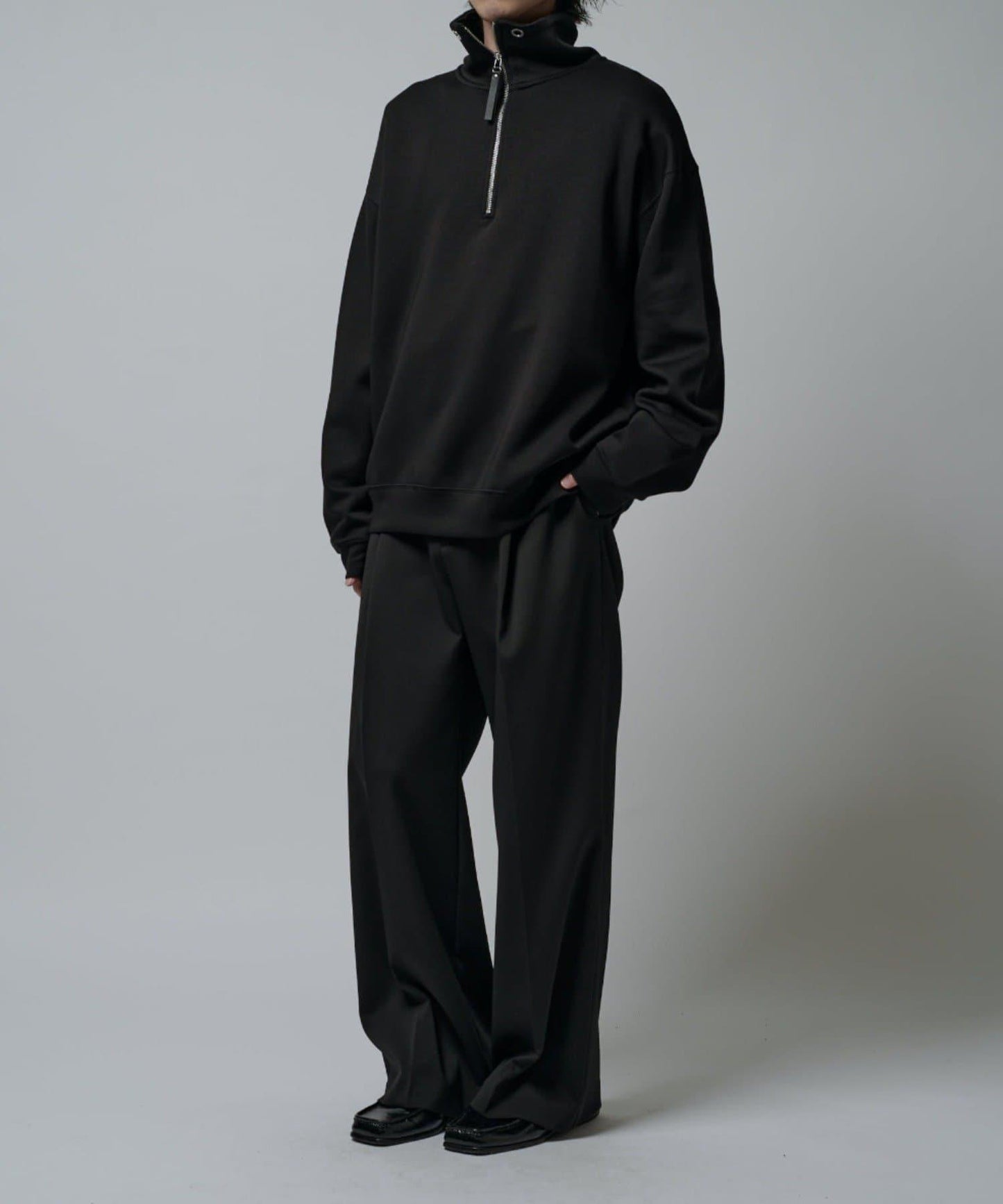 絲滑面料半拉鍊上衣