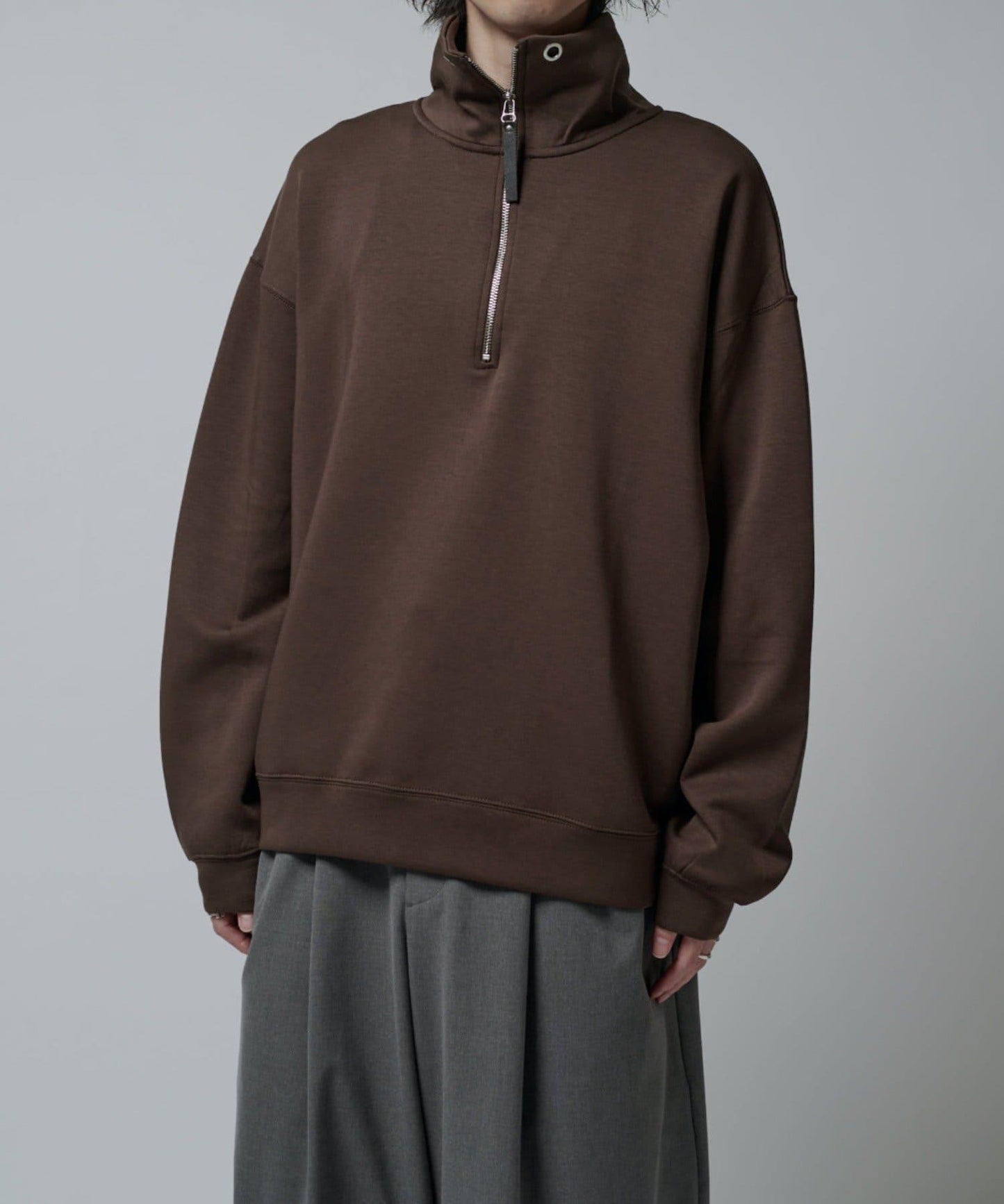 絲滑面料半拉鍊上衣