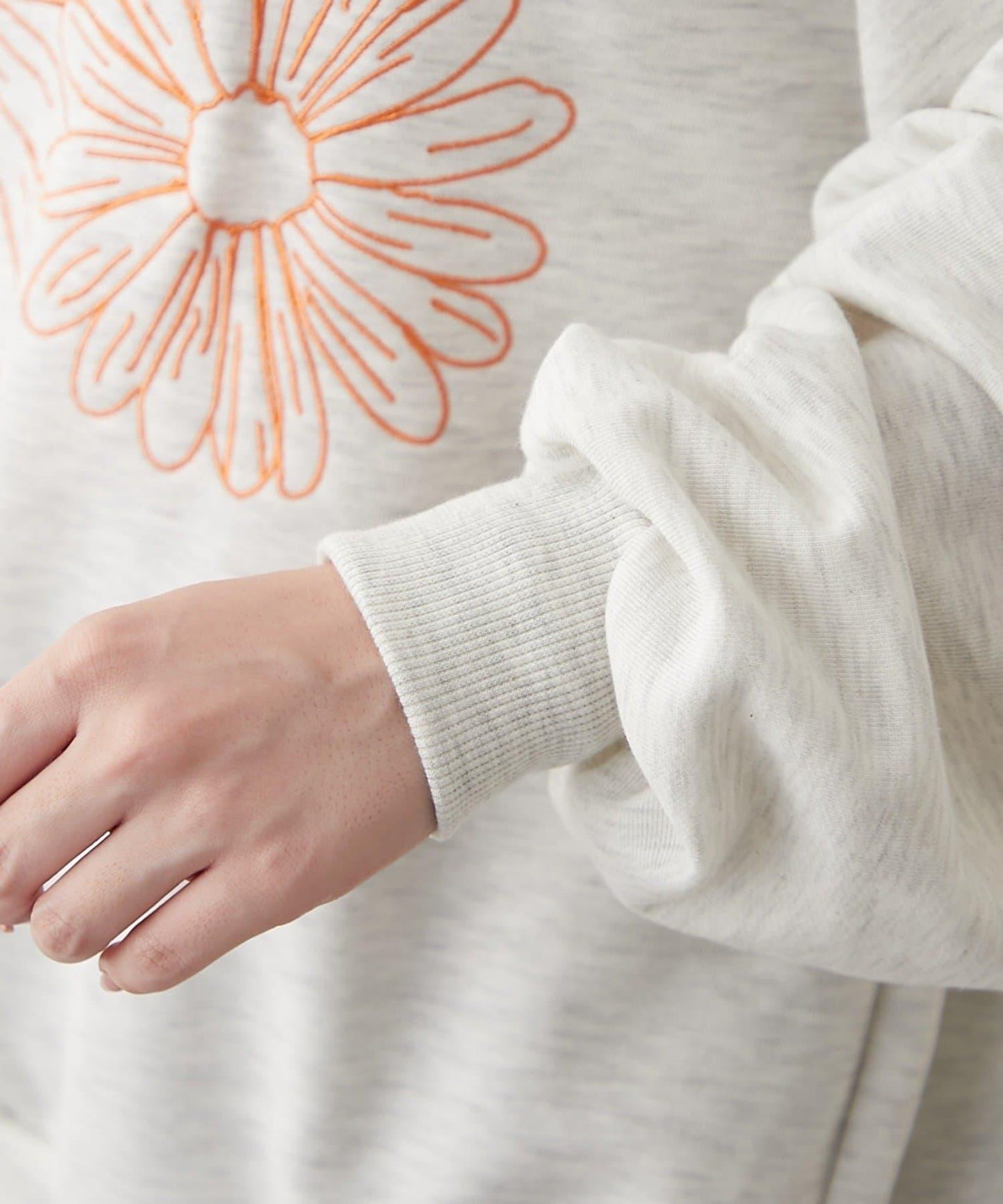 花卉刺繡衛衣