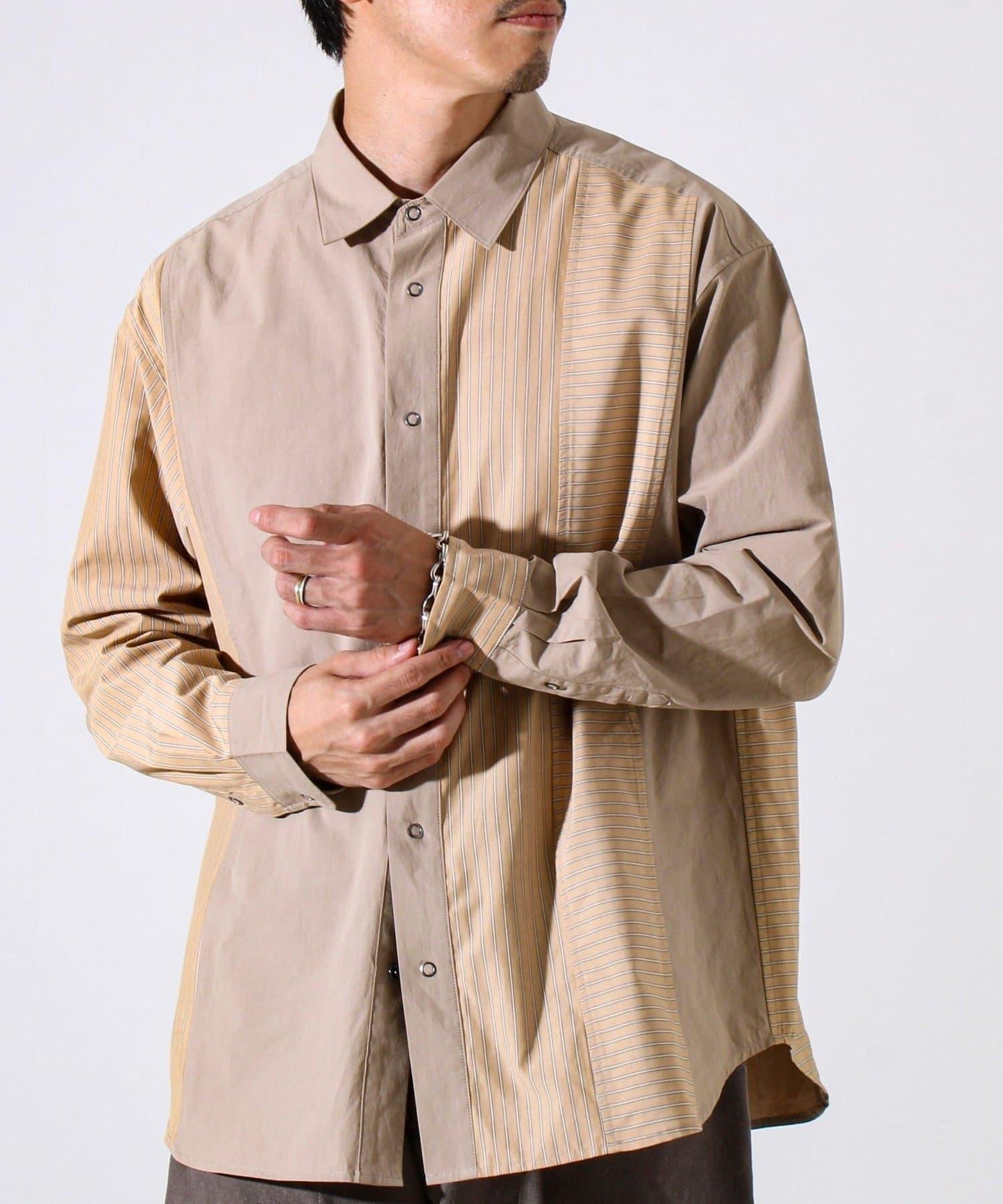 【純色×圖案趣味設計】時尚拼接長袖襯衫