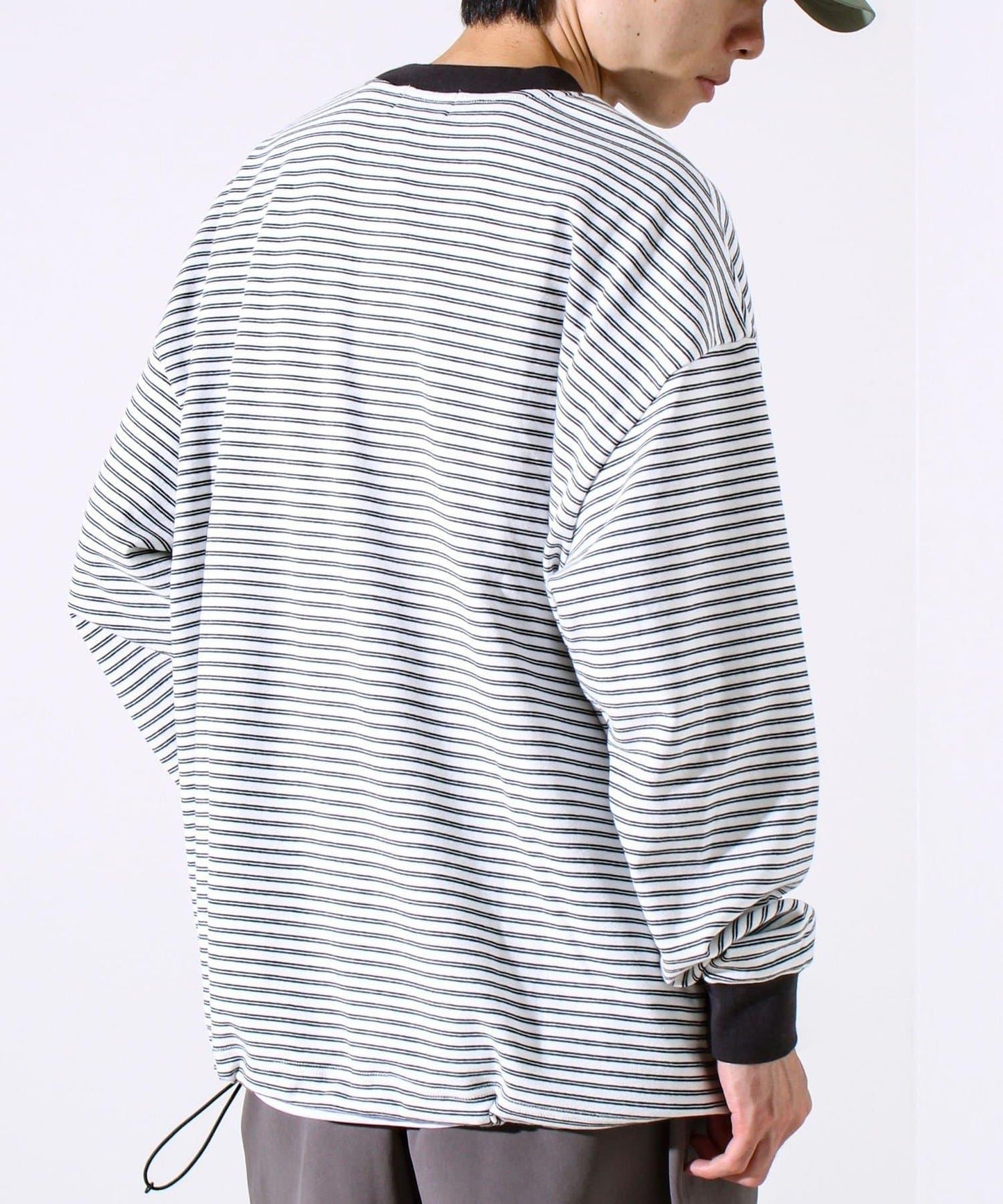 【配色羅紋點綴主打條紋】Hello條紋長袖T恤