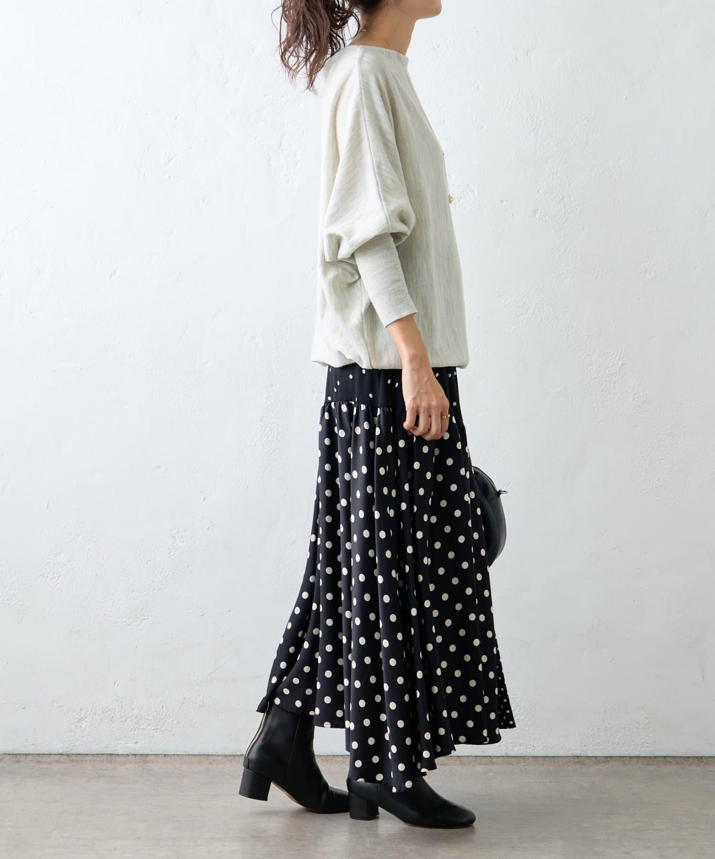 羊毛蝙蝠袖針織衫