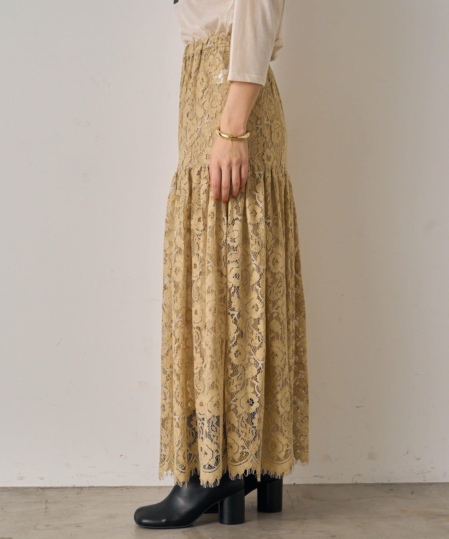 【Loungedress】復古風蕾絲半身裙