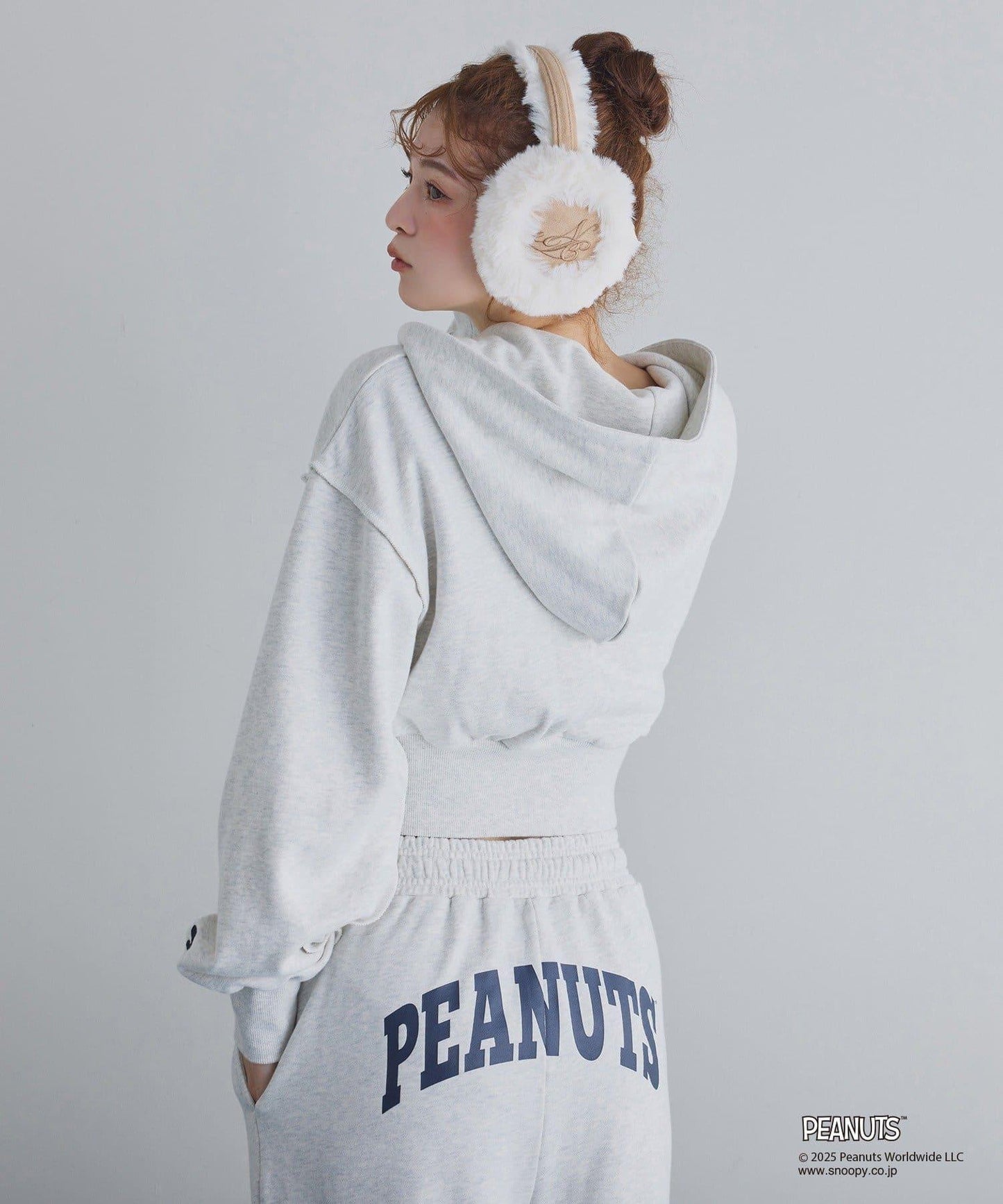 【《PEANUTS》聯名】史努比刺繡休閒褲