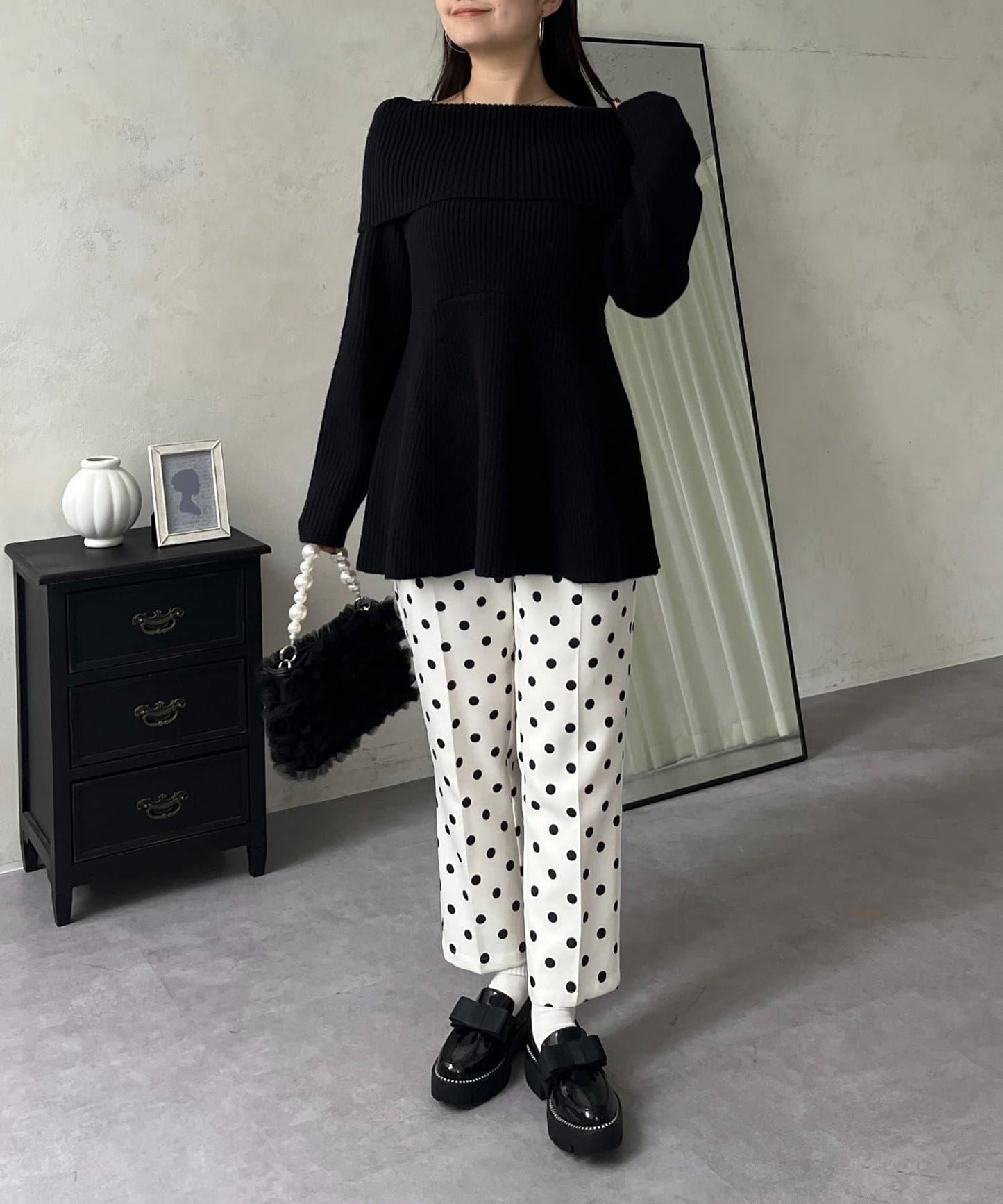 【防靜電】一字肩荷葉邊針織衫