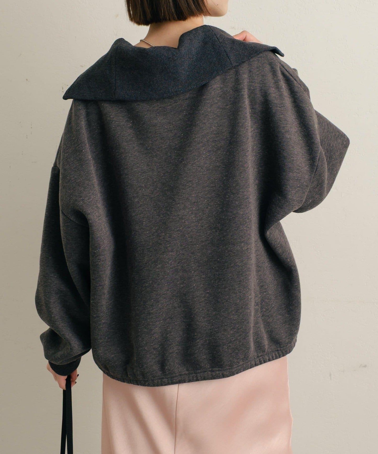 刺繡半拉鍊衛衣