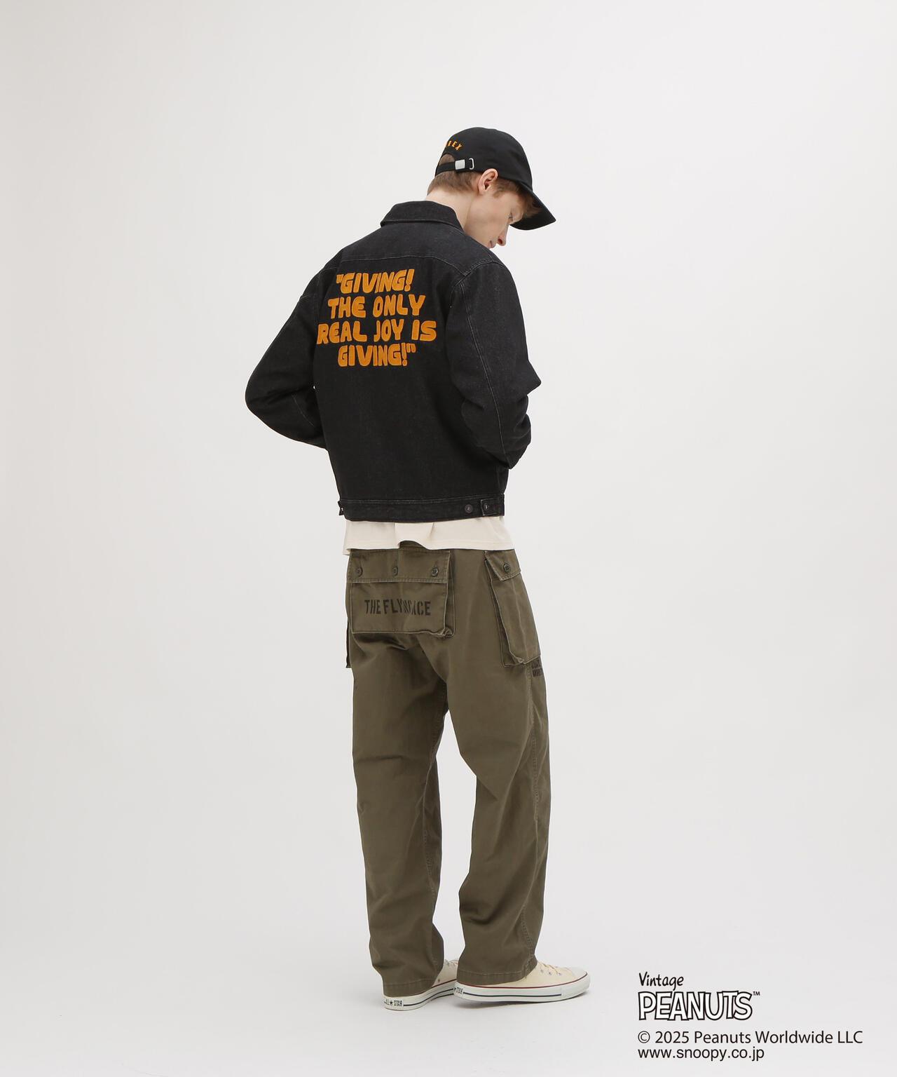 《AVIREX × 《PEANUTS》工裝夾克